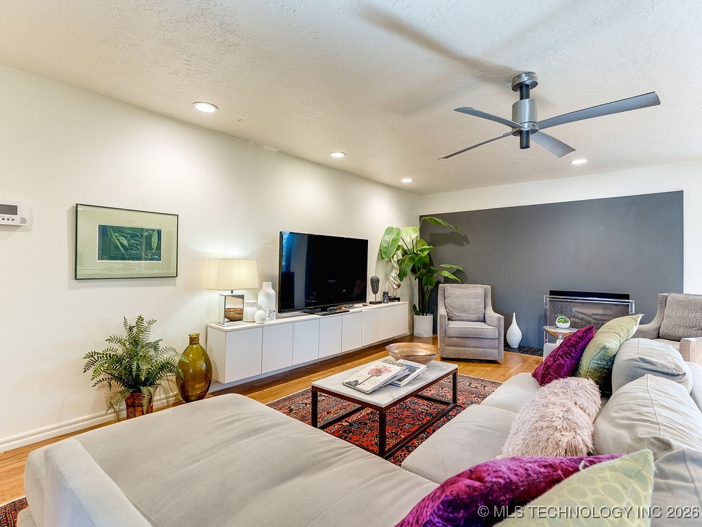 2507 Timber Terrace Property Photo 10