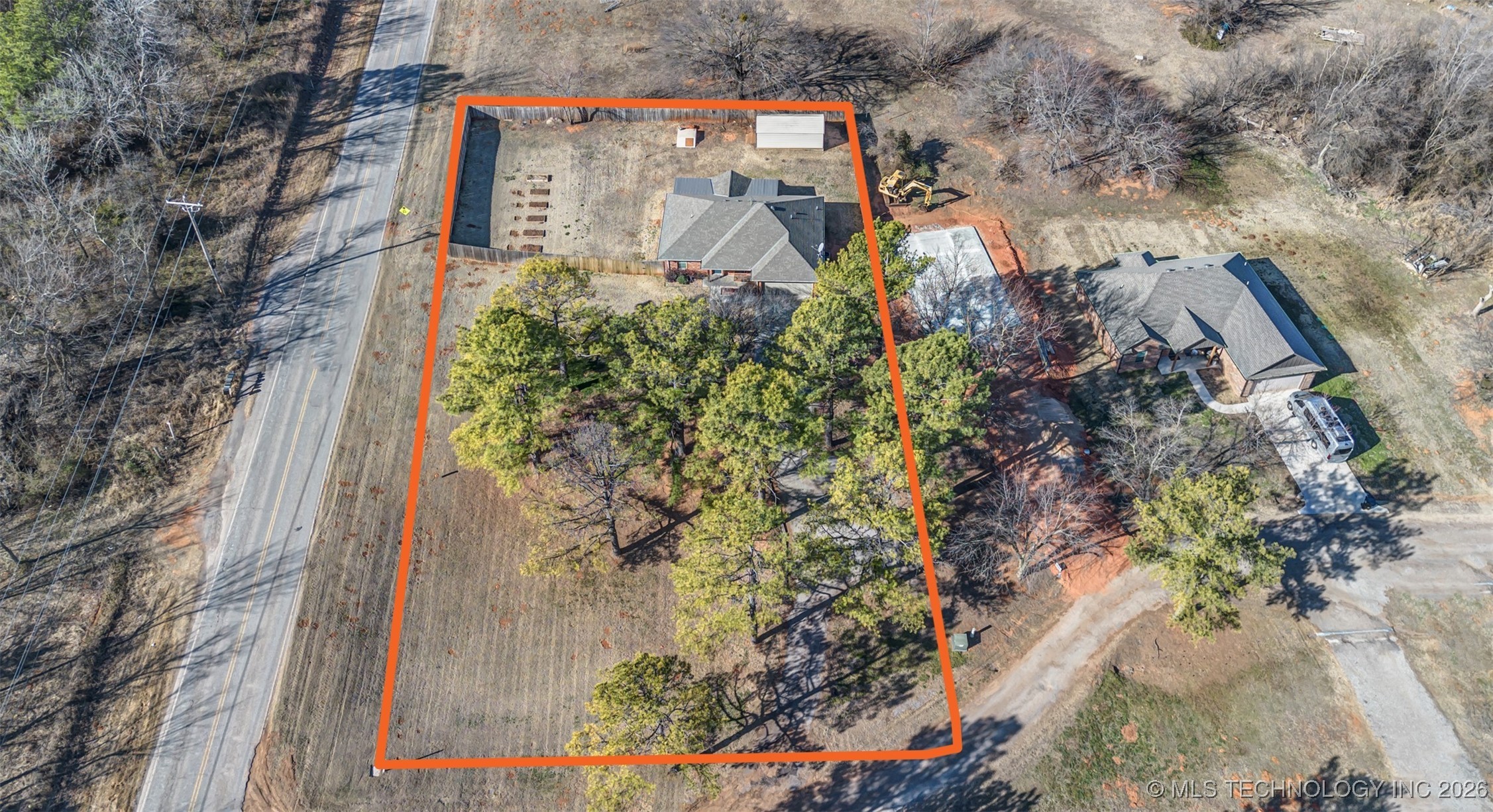 27011 Pine Property Photo 2