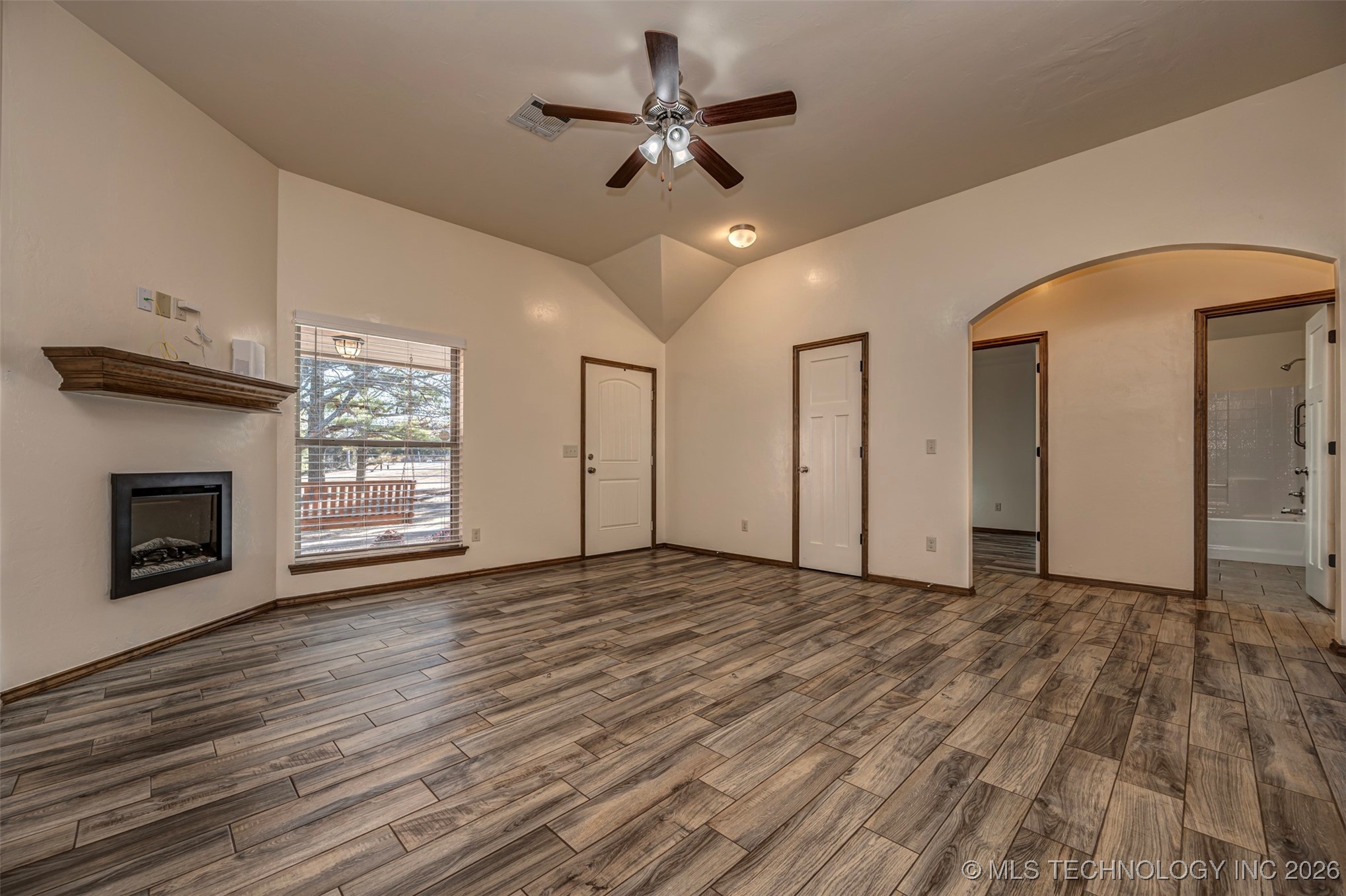 27011 Pine Property Photo 9