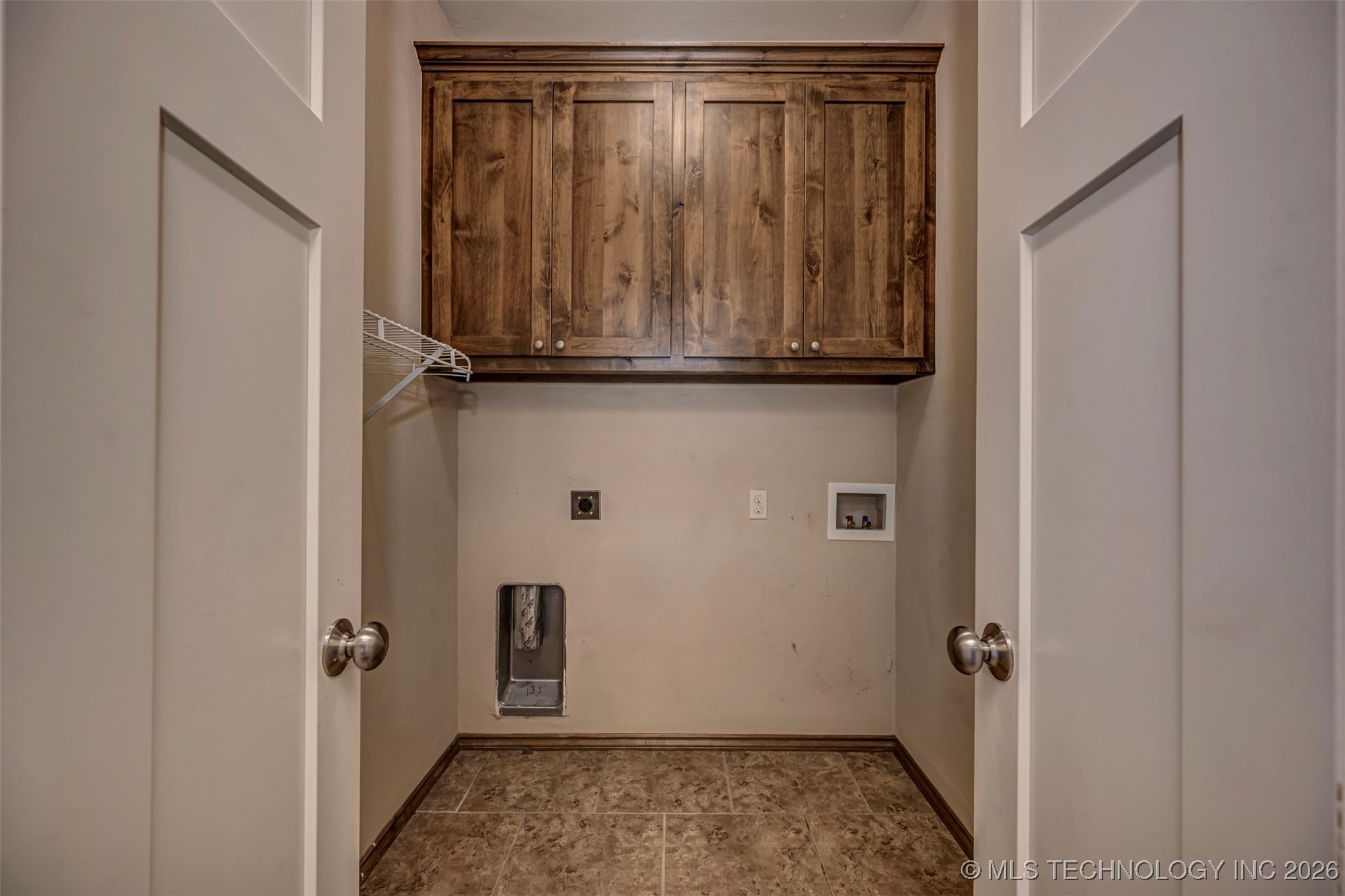 27011 Pine Property Photo 18