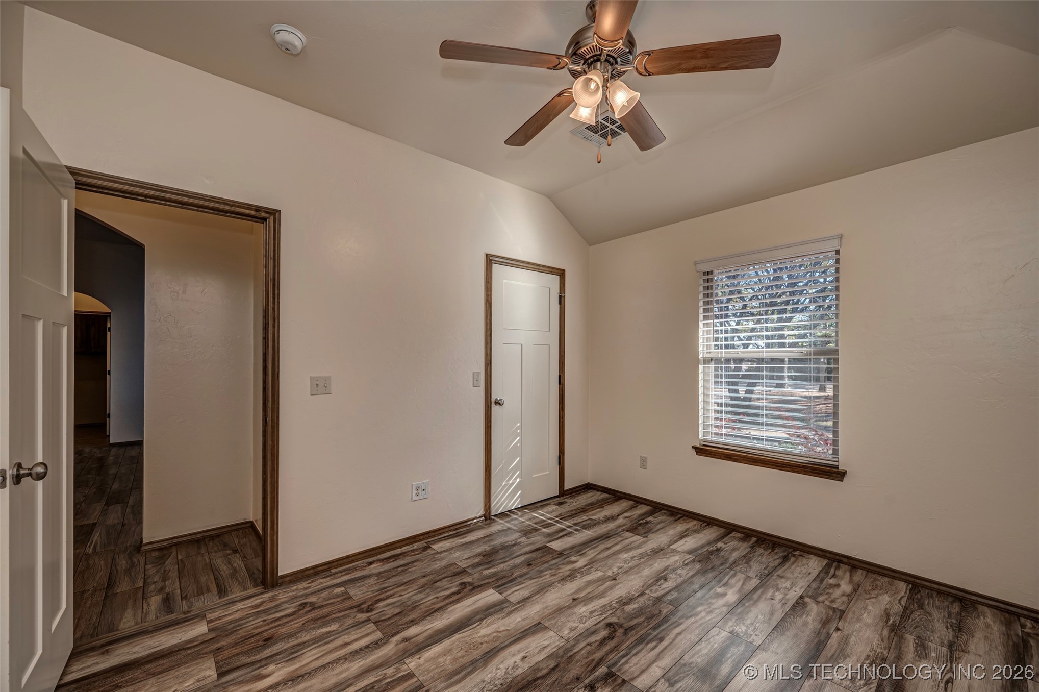 27011 Pine Property Photo 25