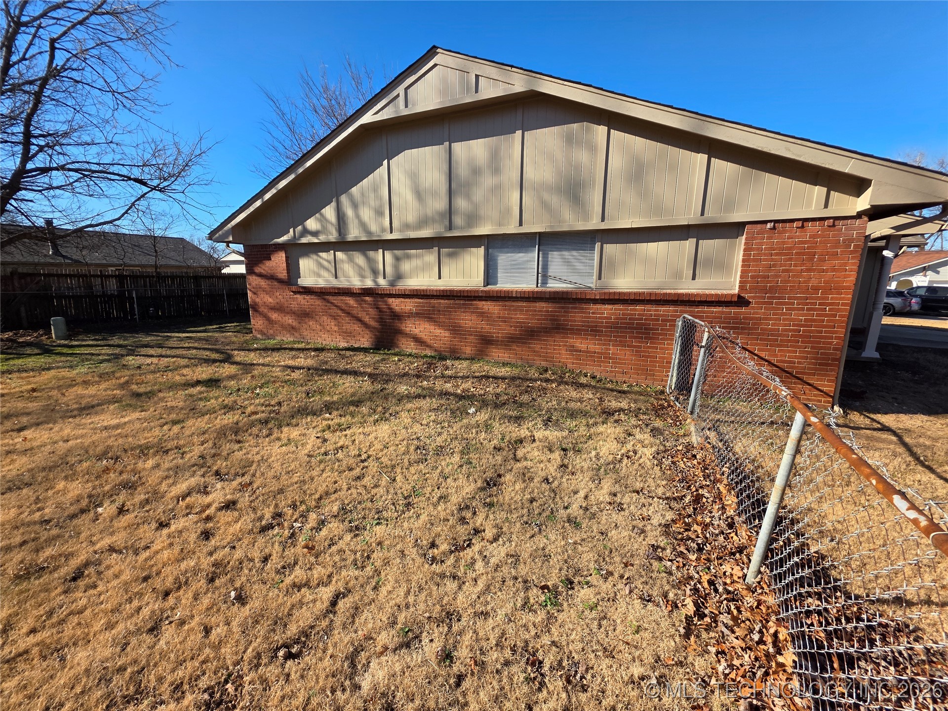 345 W Waco Place Property Photo 13