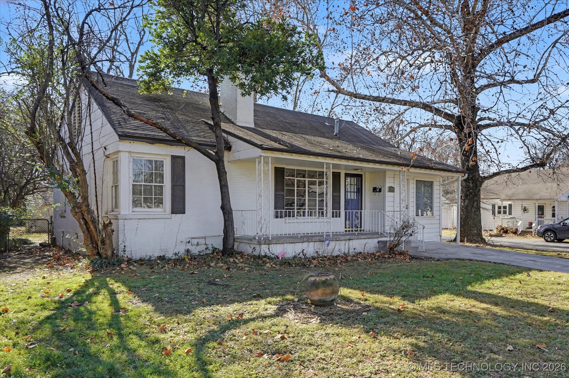 1004 E 36th Street Property Photo 3