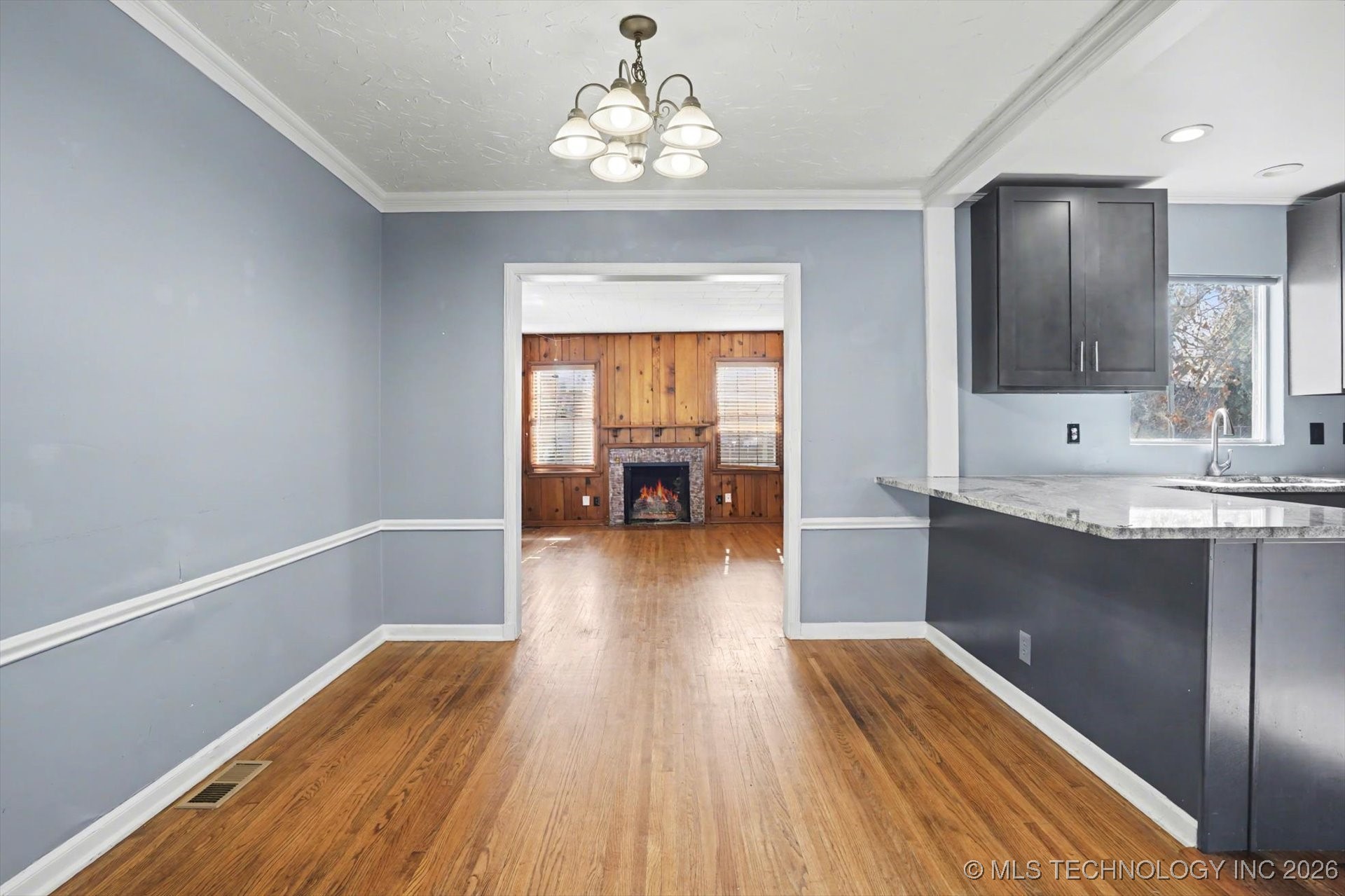 1004 E 36th Street Property Photo 6