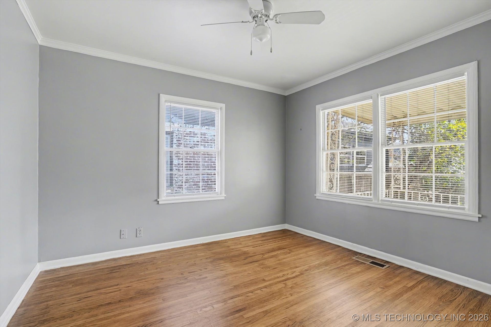 1004 E 36th Street Property Photo 17