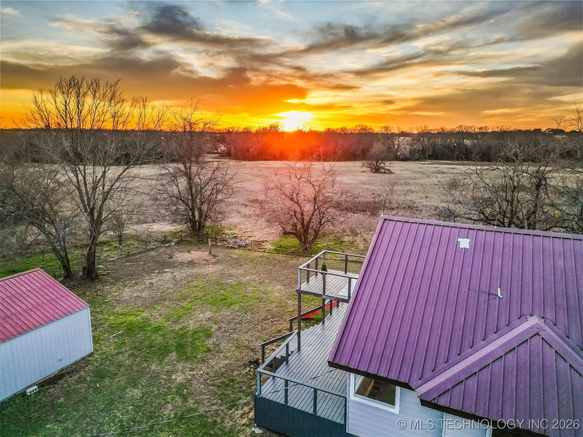 7810 State Road 70 E Property Photo 9