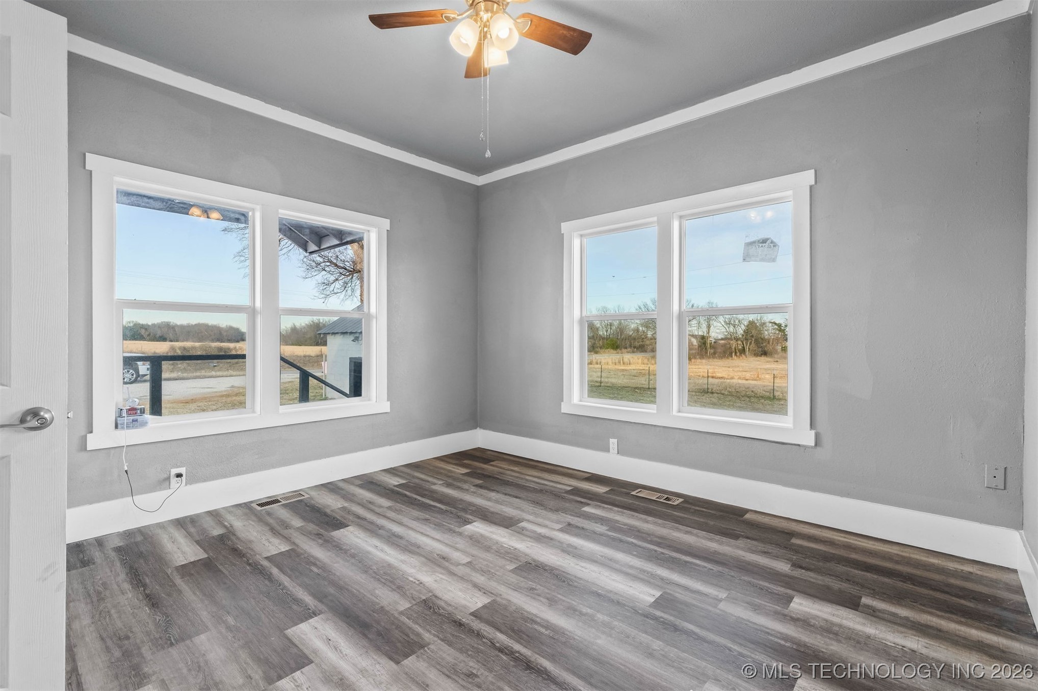 7810 State Road 70 E Property Photo 18