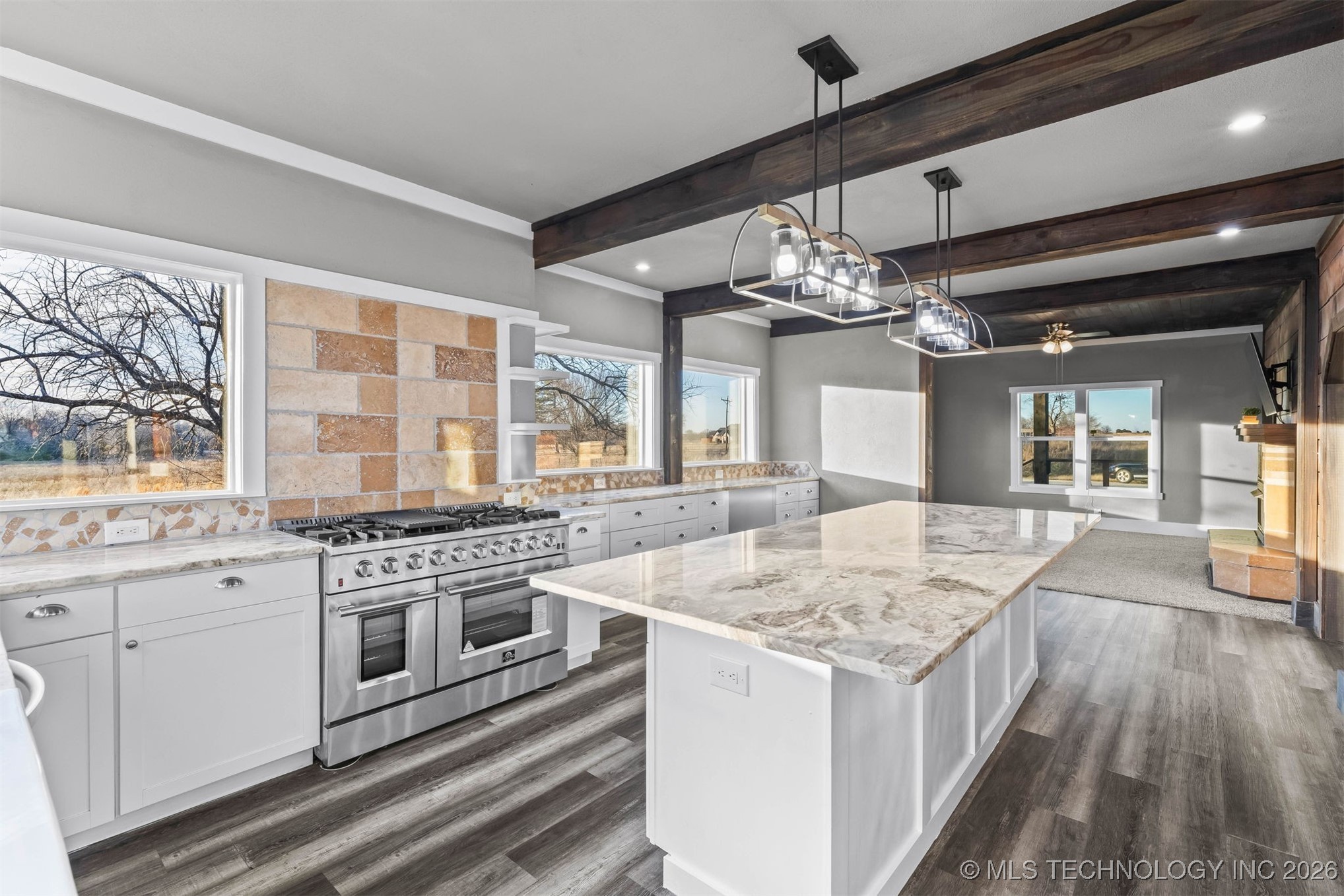 7810 State Road 70 E Property Photo 25