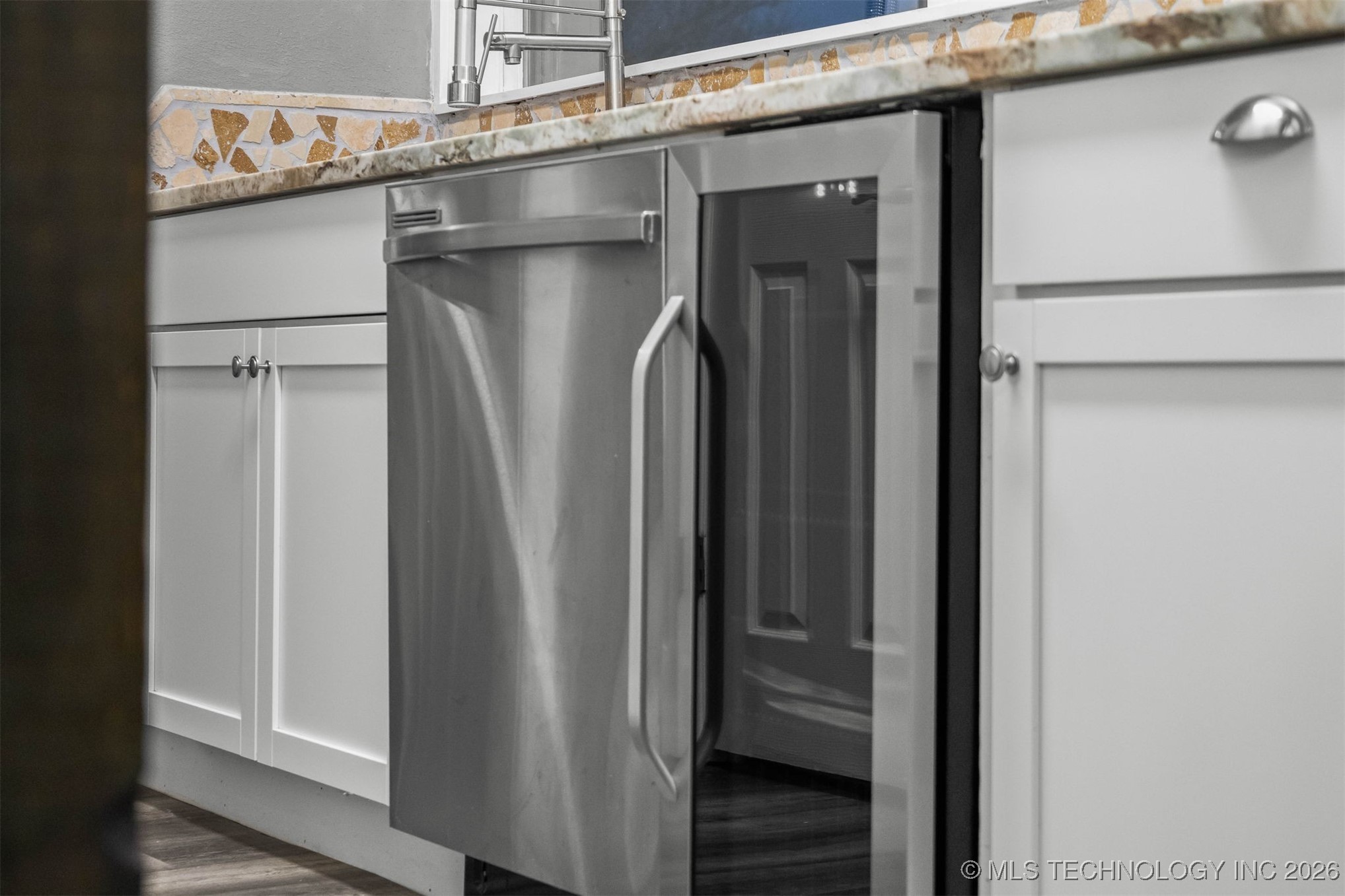 7810 State Road 70 E Property Photo 34