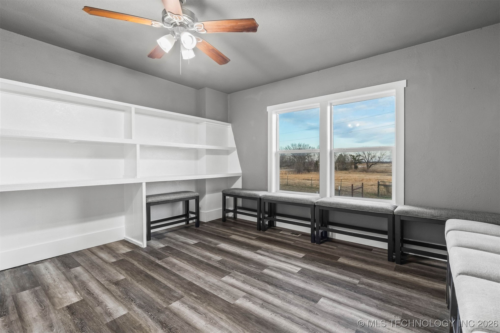 7810 State Road 70 E Property Photo 40