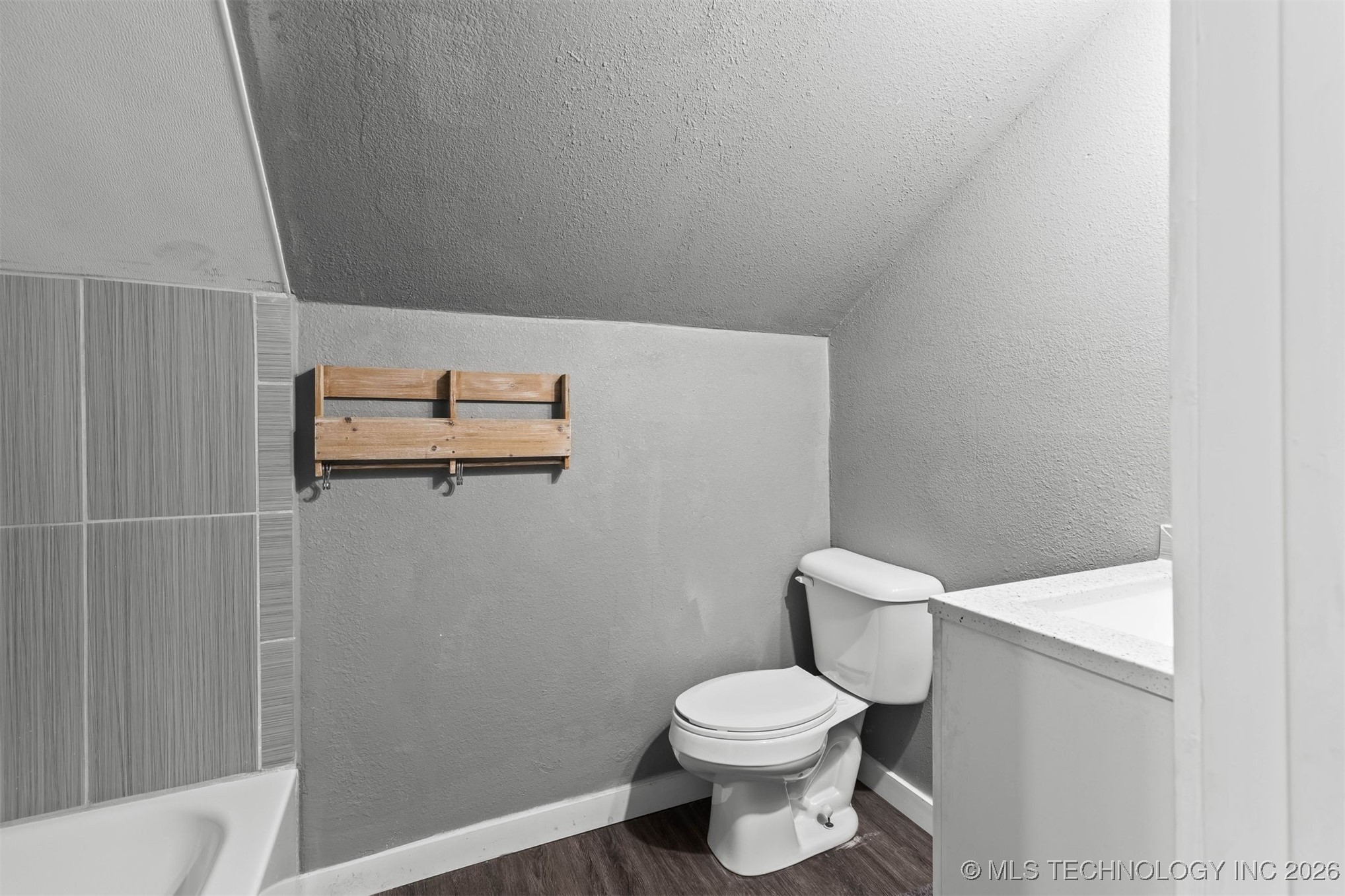 7810 State Road 70 E Property Photo 50