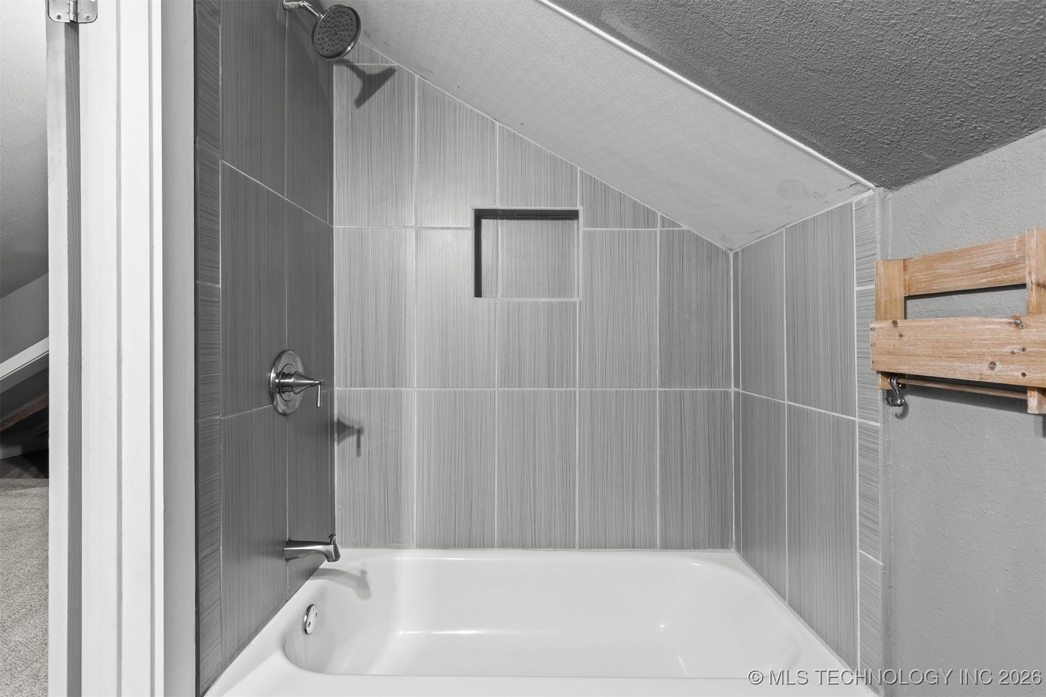 7810 State Road 70 E Property Photo 51