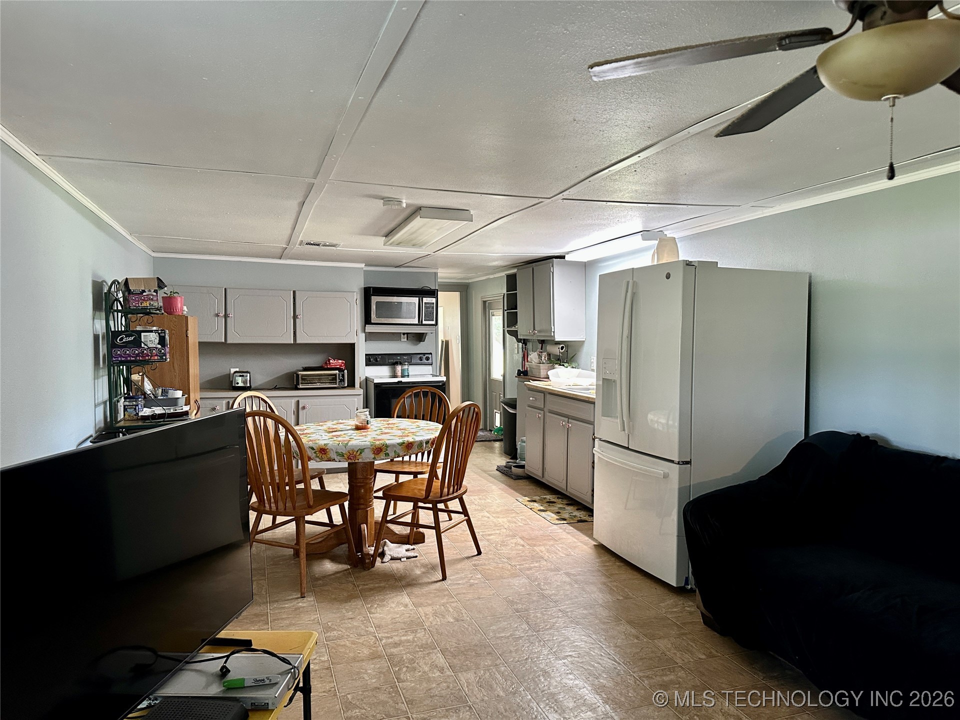 23007 Us Highway 70 Property Photo 2