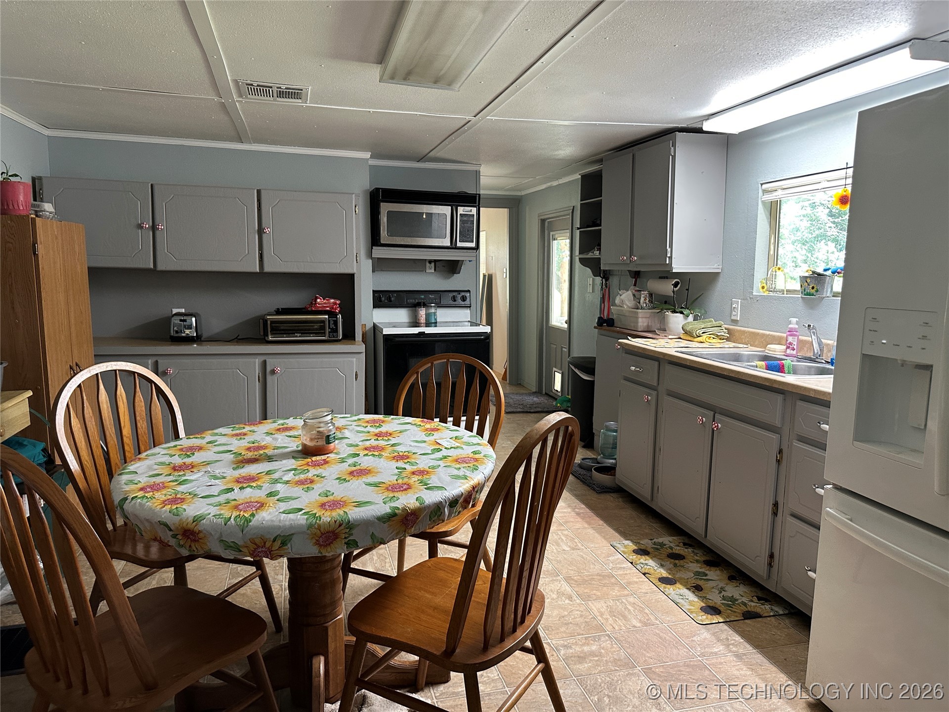 23007 Us Highway 70 Property Photo 4