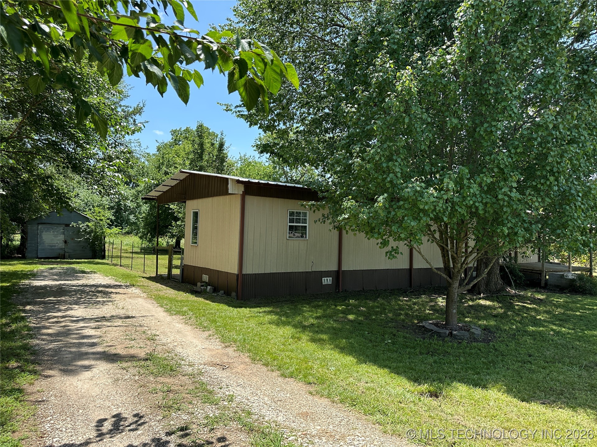 23007 Us Highway 70 Property Photo 32