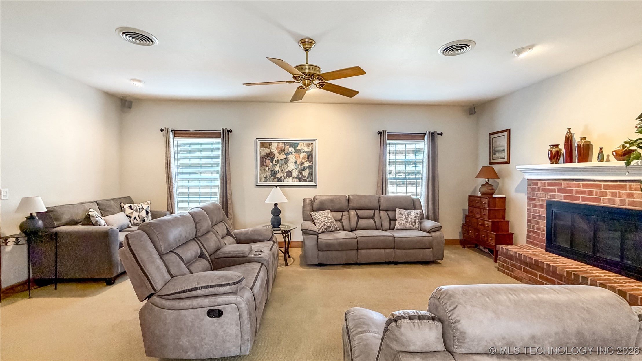 402 Chattanooga Property Photo 9