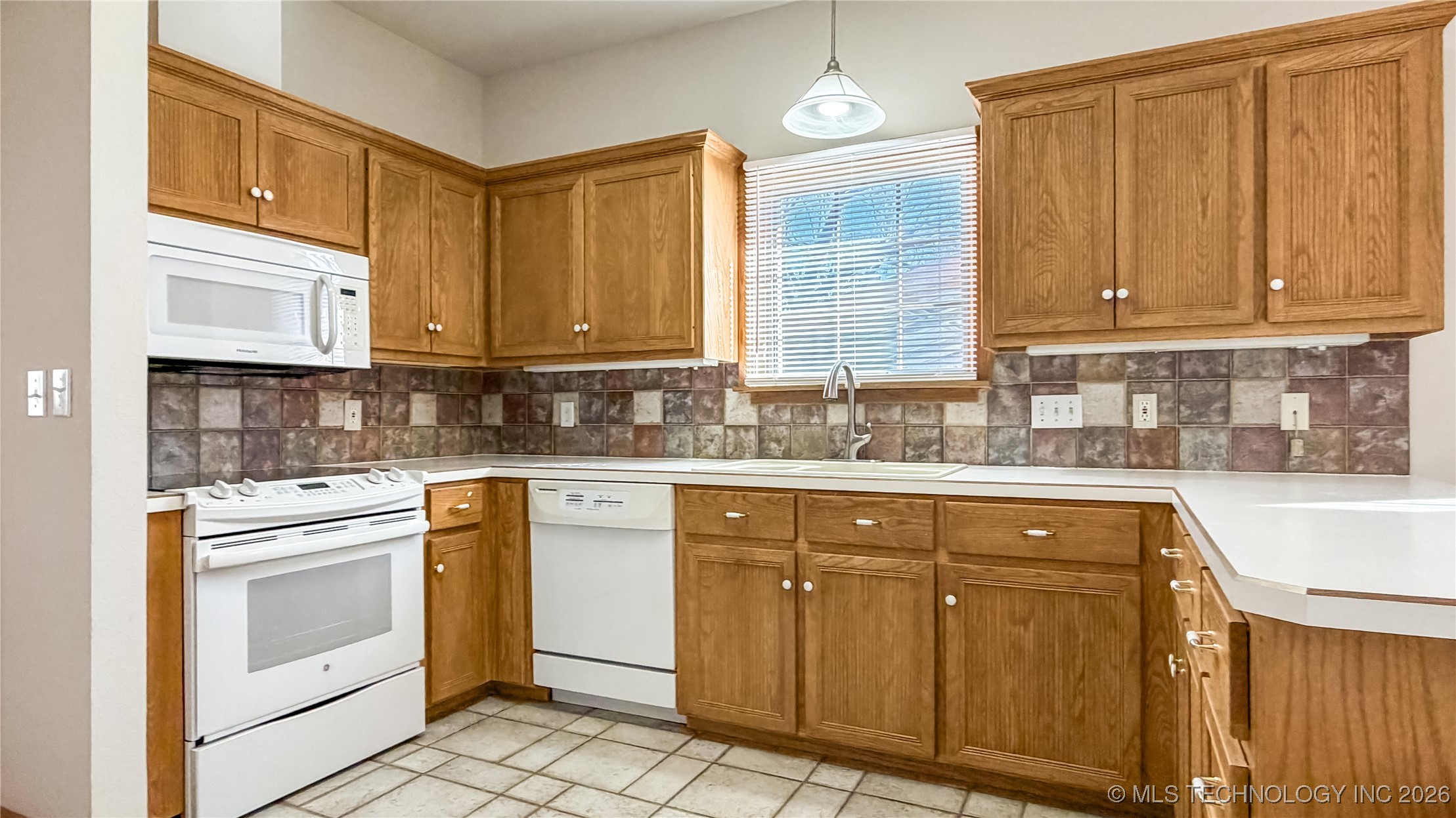 402 Chattanooga Property Photo 15