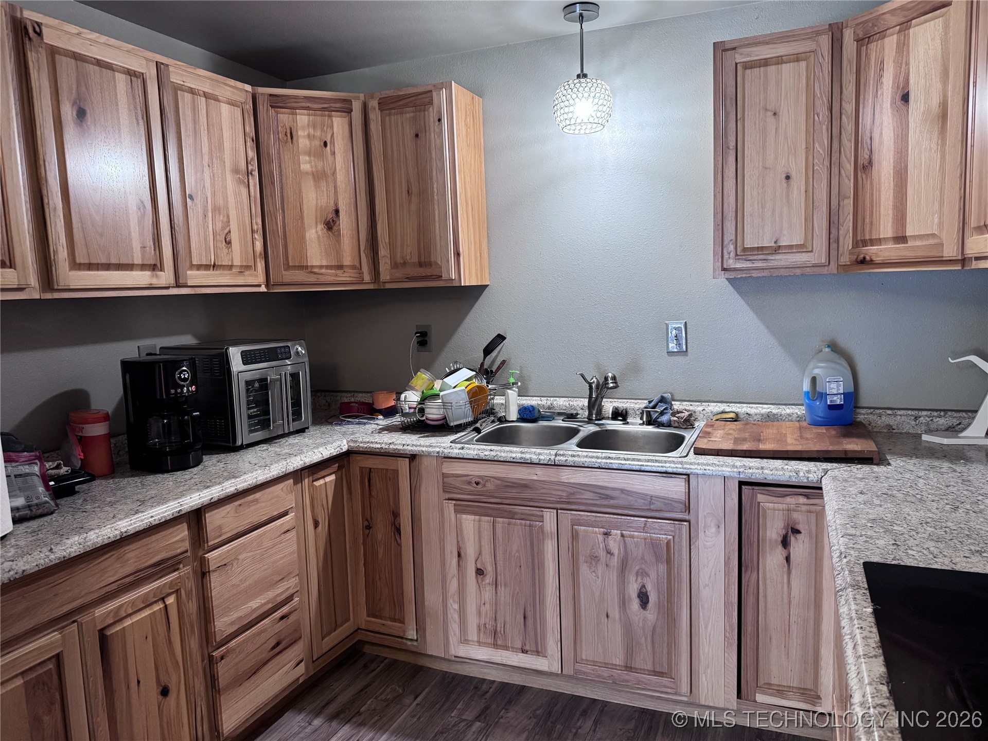 9893 E 550 Road Property Photo 10