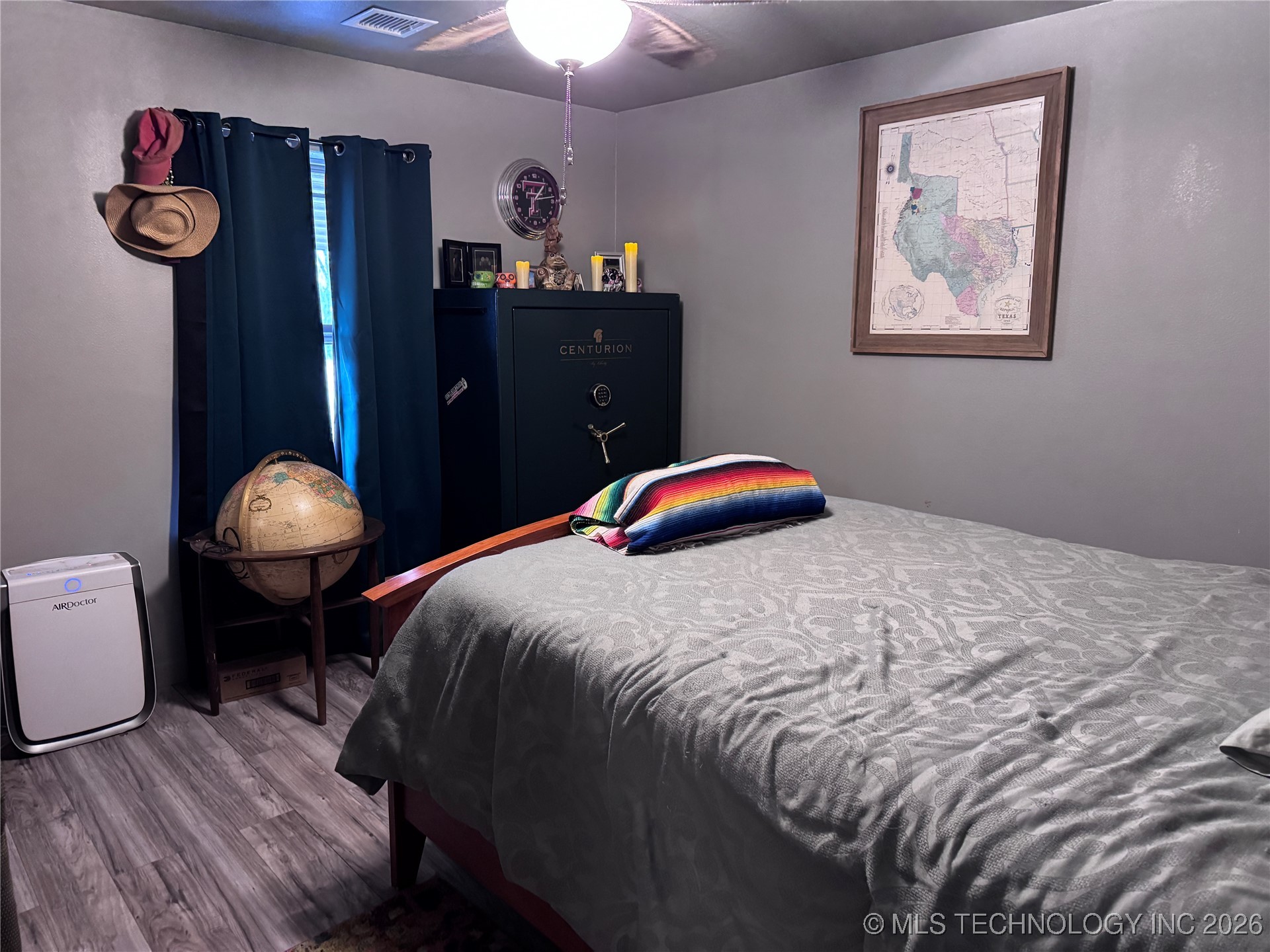 9893 E 550 Road Property Photo 11