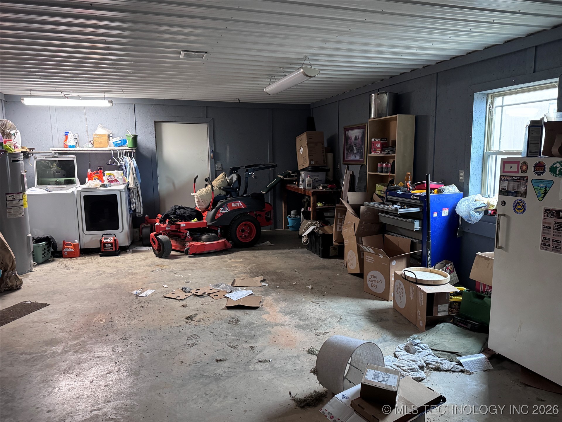 9893 E 550 Road Property Photo 15