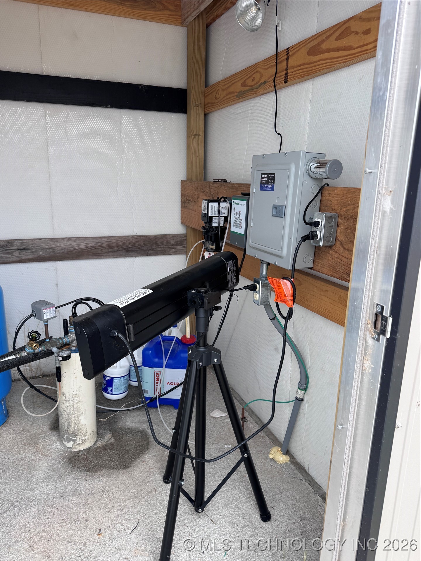 9893 E 550 Road Property Photo 36