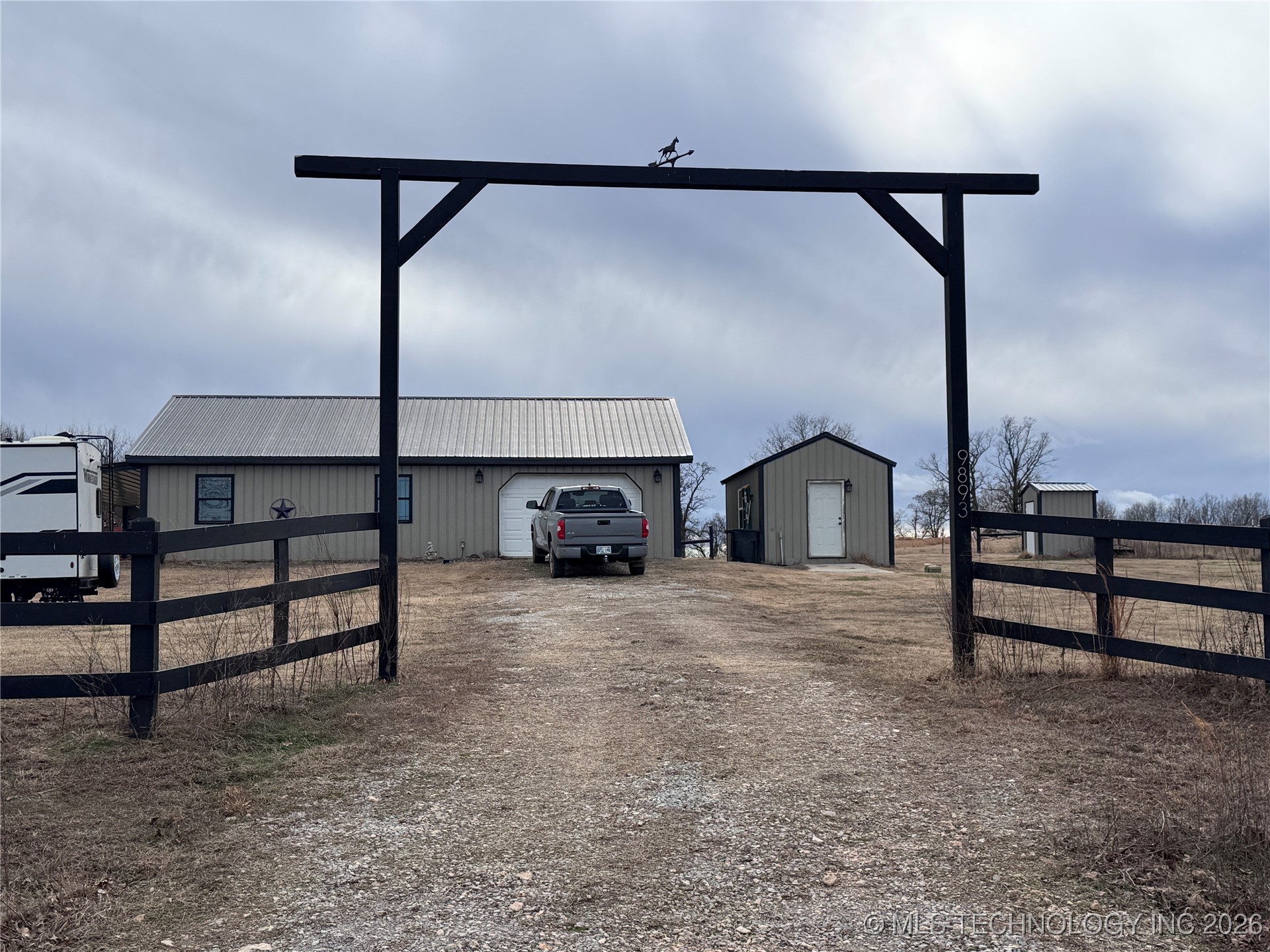 9893 E 550 Road Property Photo 42