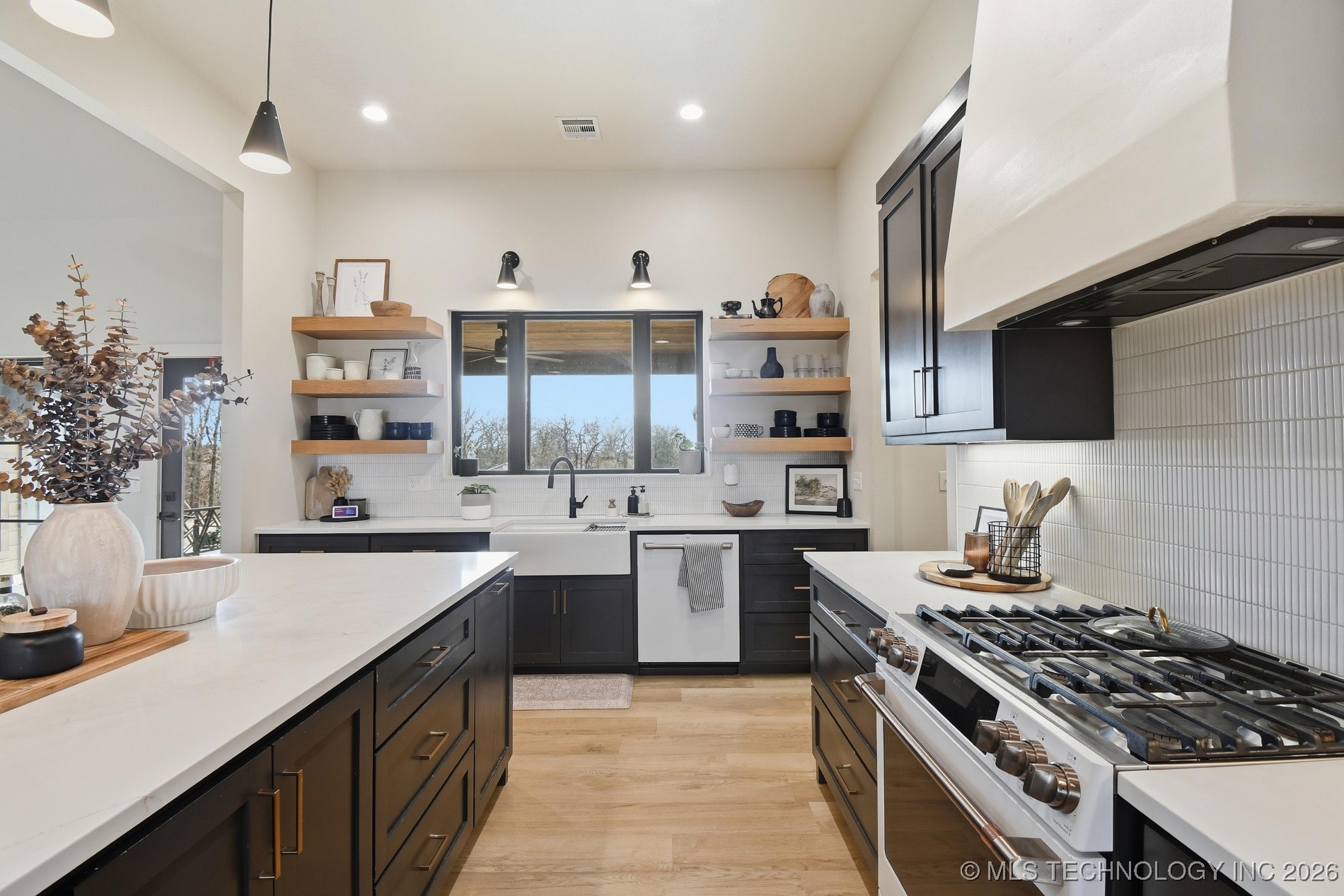 41300 W 231st Street S Property Photo 14