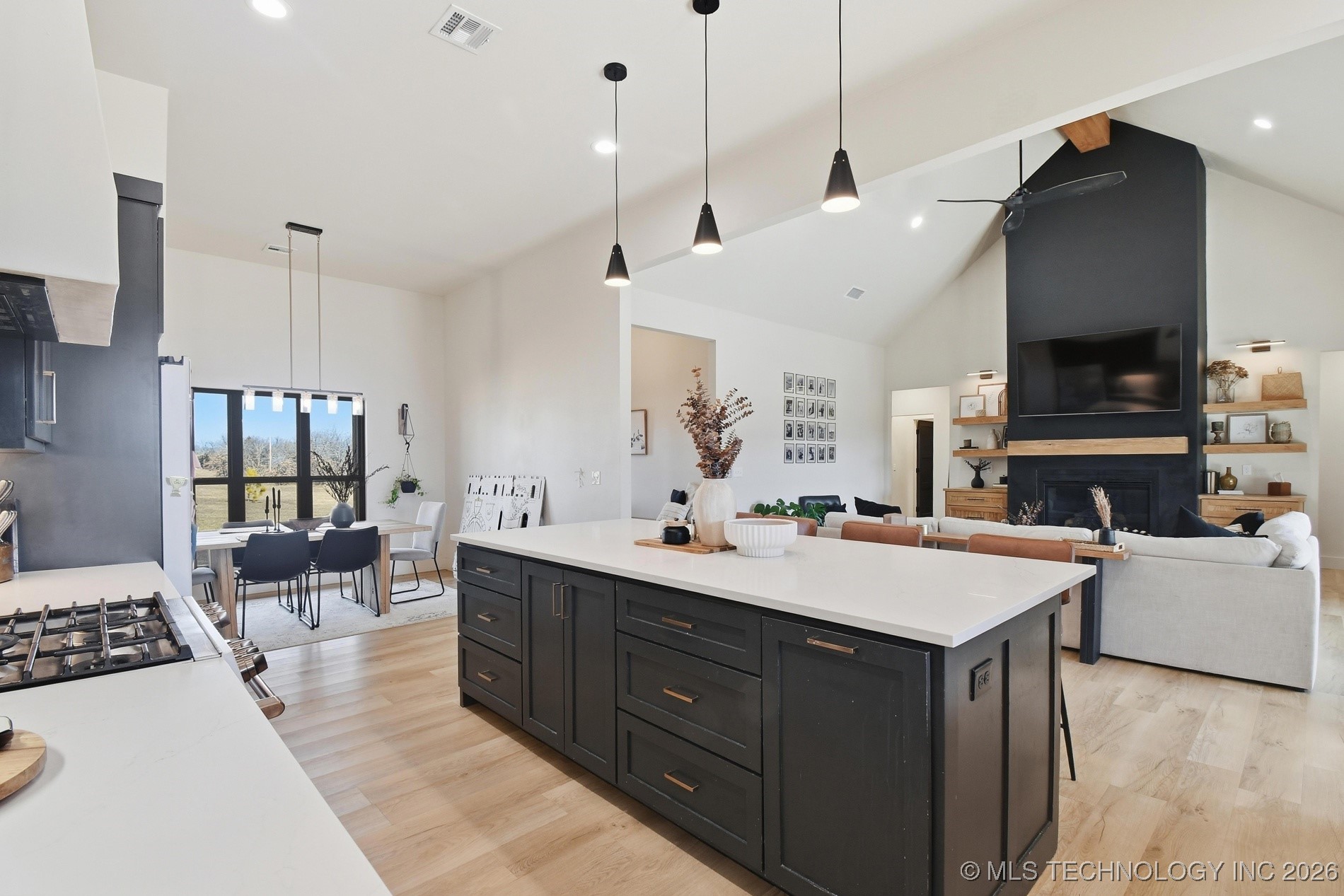 41300 W 231st Street S Property Photo 16