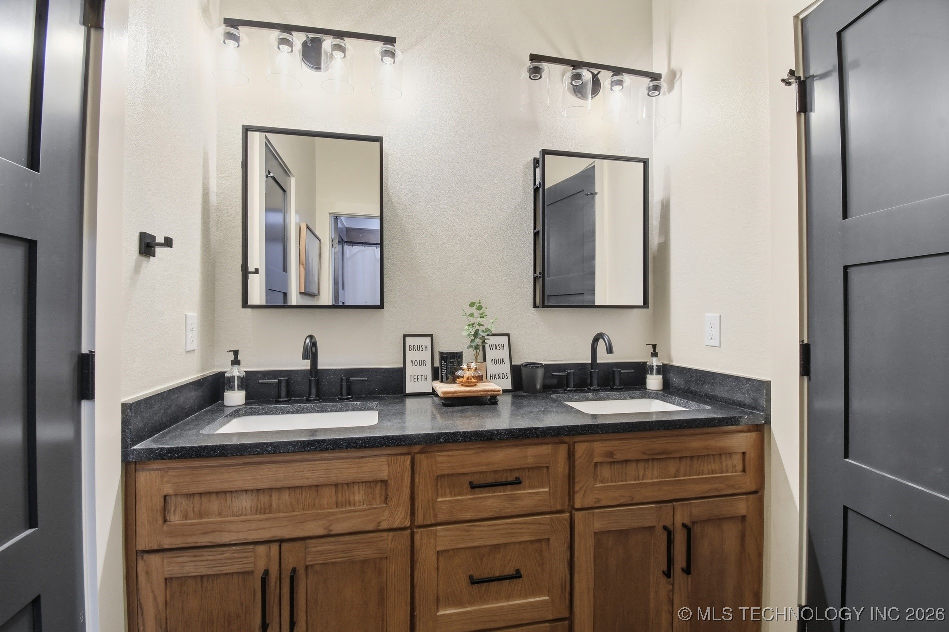 41300 W 231st Street S Property Photo 39