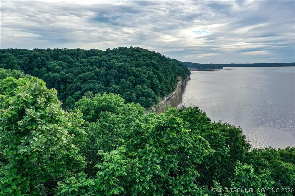 64004 E 222nd Road Property Photo 9