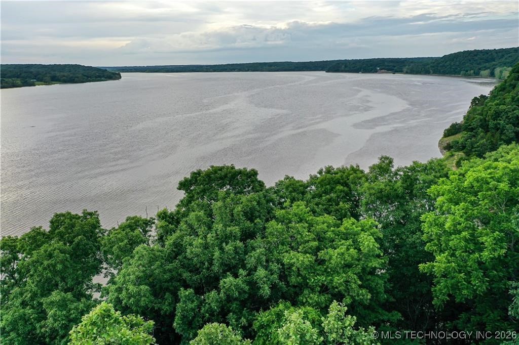 64004 E 222nd Road Property Photo 11