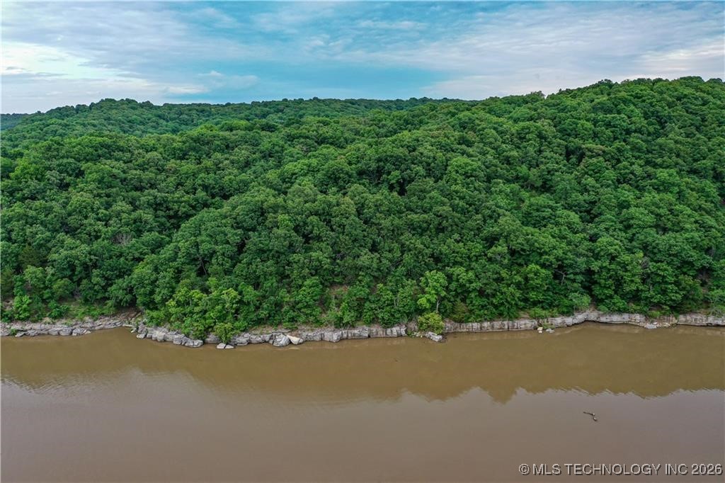 64004 E 222nd Road Property Photo 18