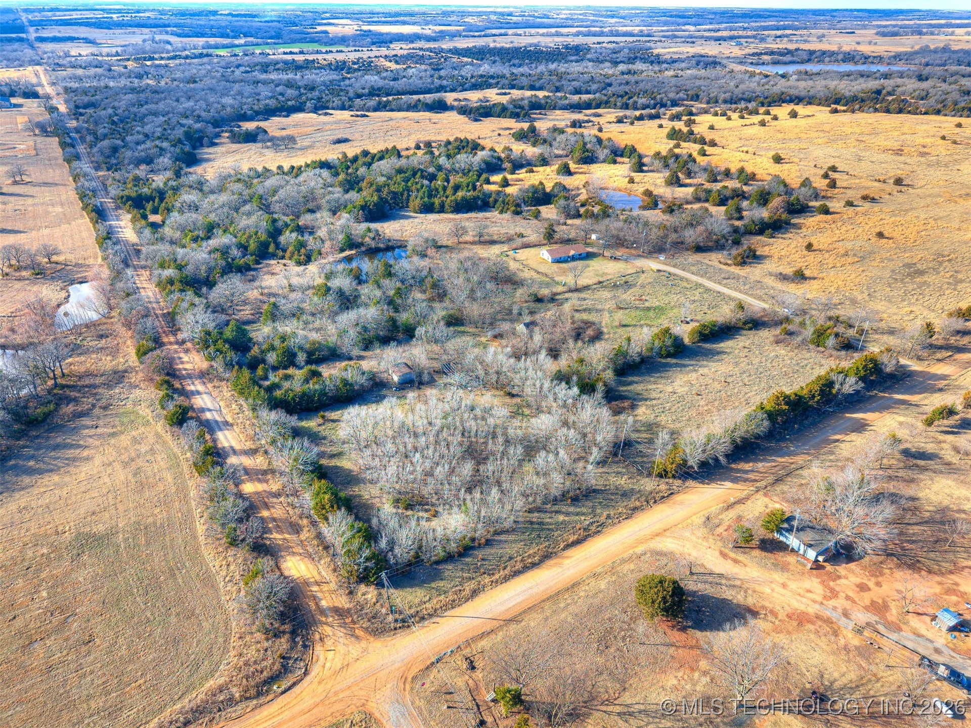 820895 S County Road 3510 Property Photo 18