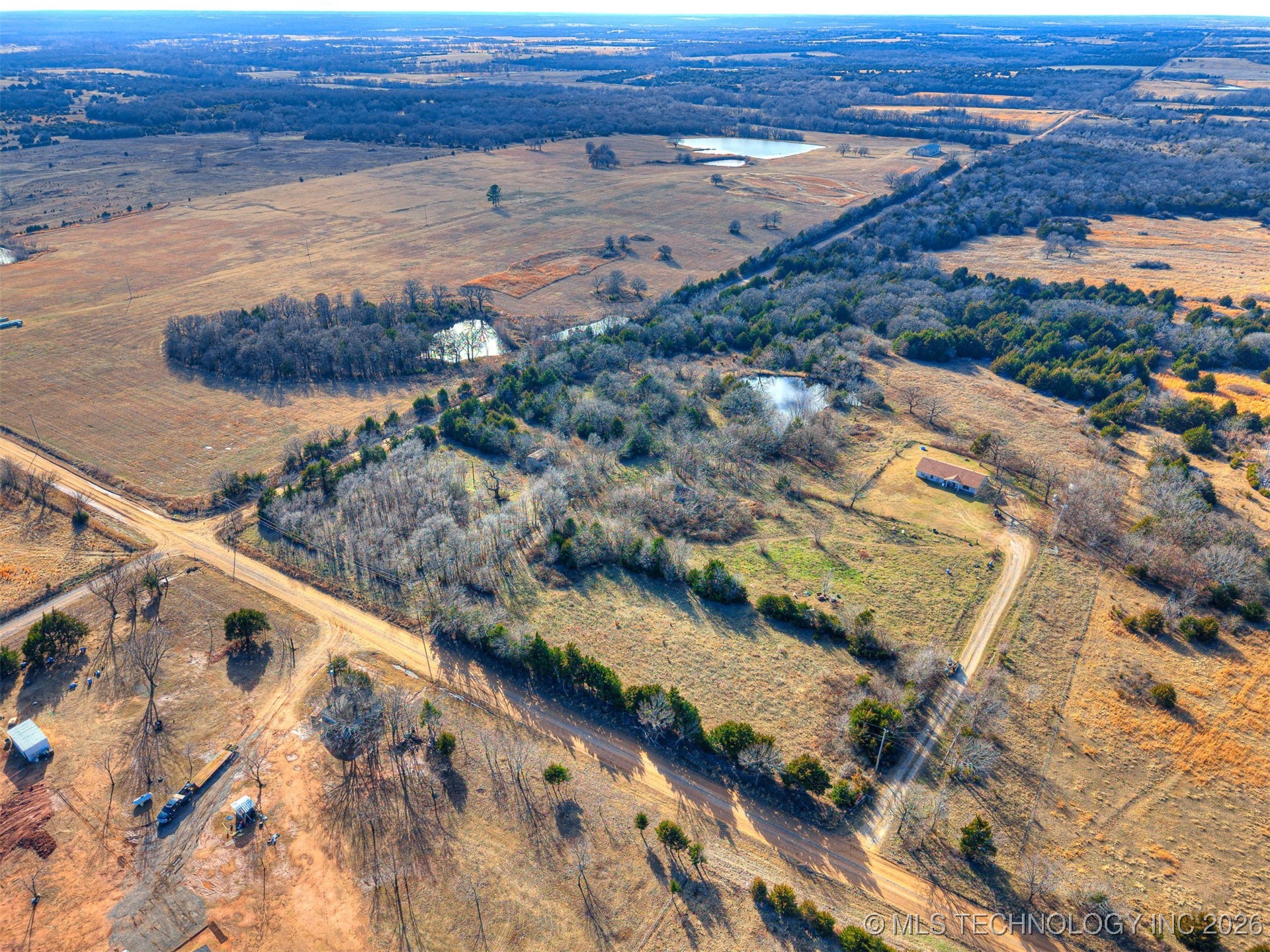 820895 S County Road 3510 Property Photo 20