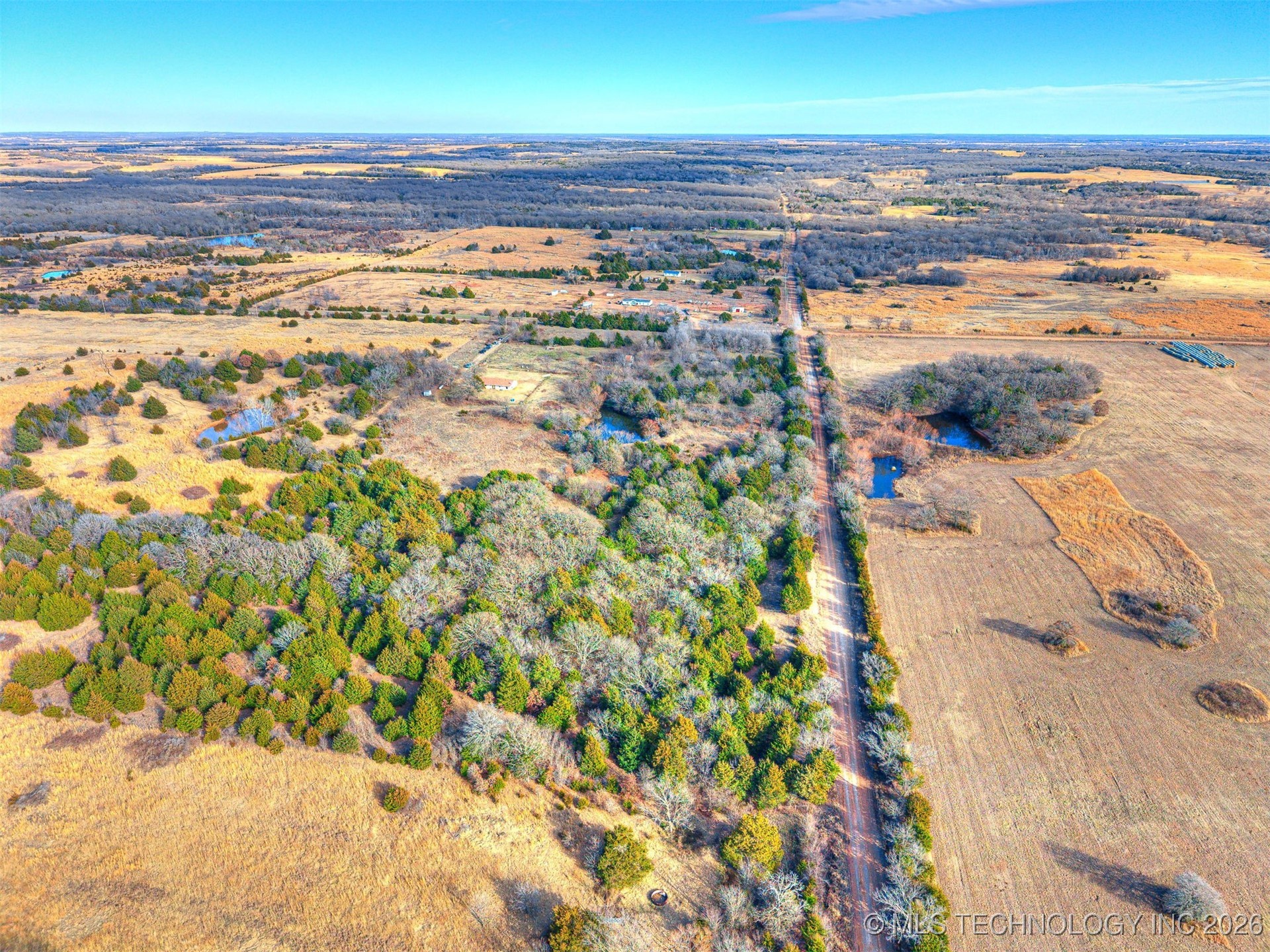 820895 S County Road 3510 Property Photo 22