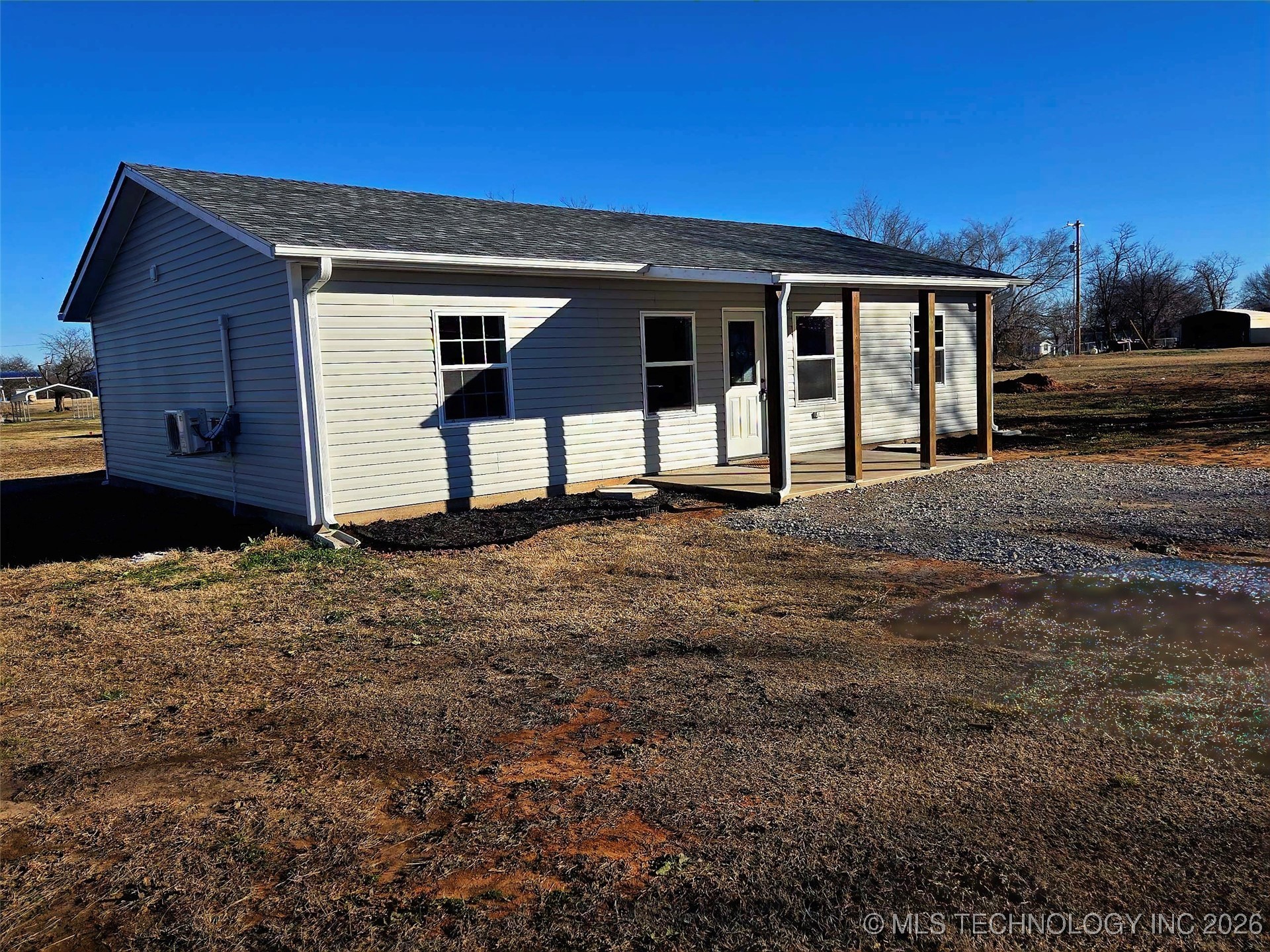 922 N Concord Avenue Property Photo 4