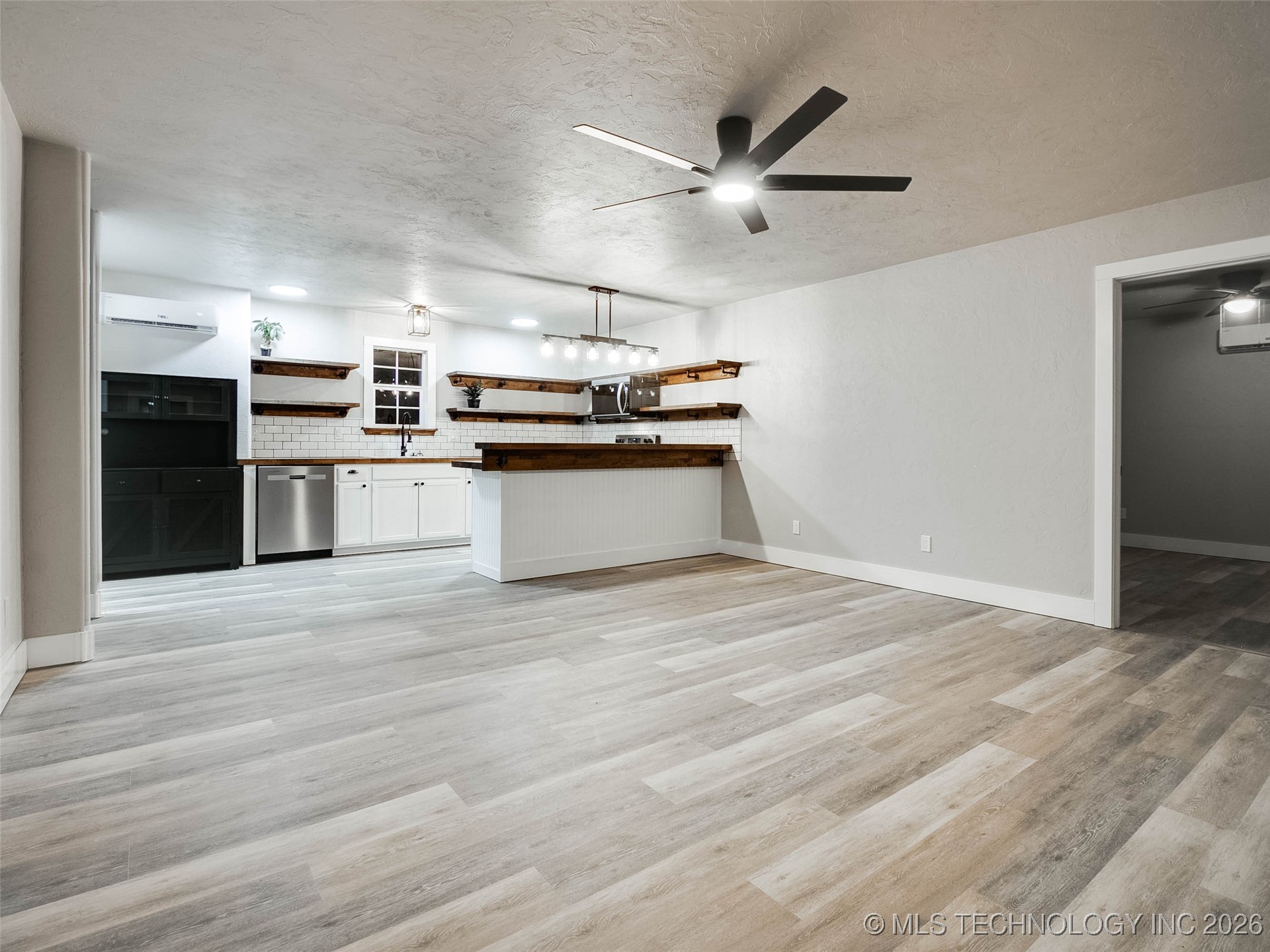 922 N Concord Avenue Property Photo 13