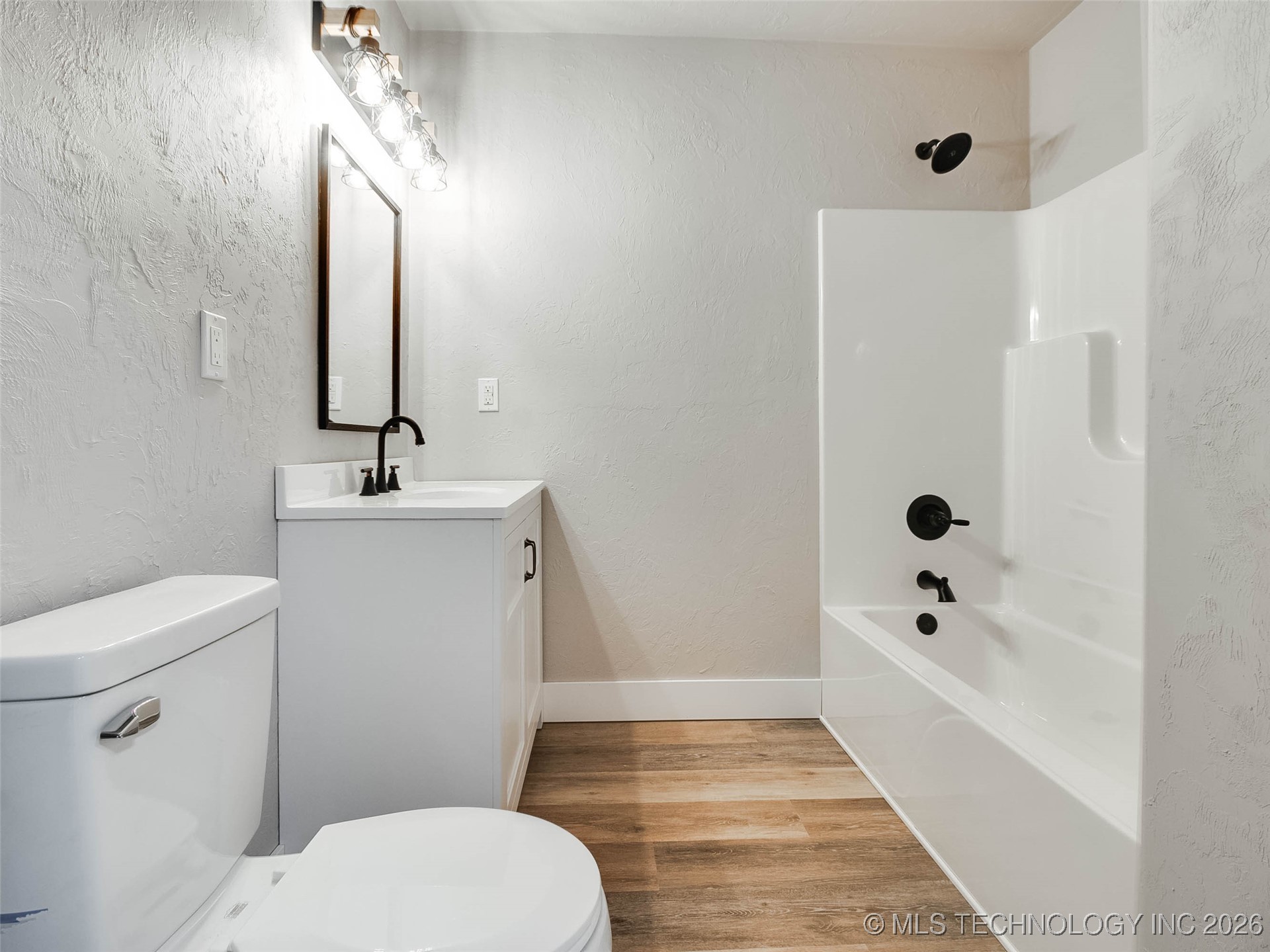 922 N Concord Avenue Property Photo 31