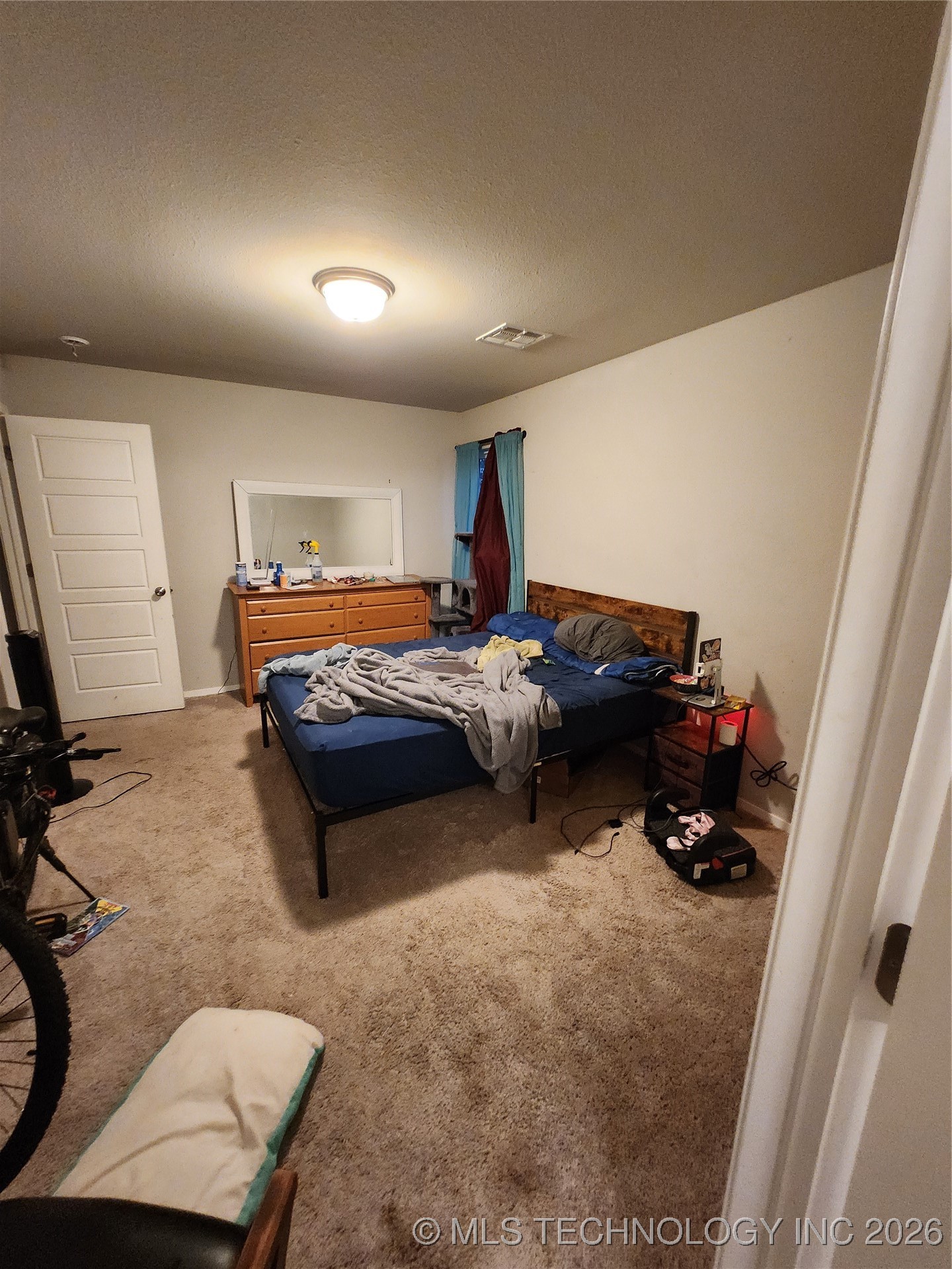 14306 N 73rd East Avenue Property Photo 2