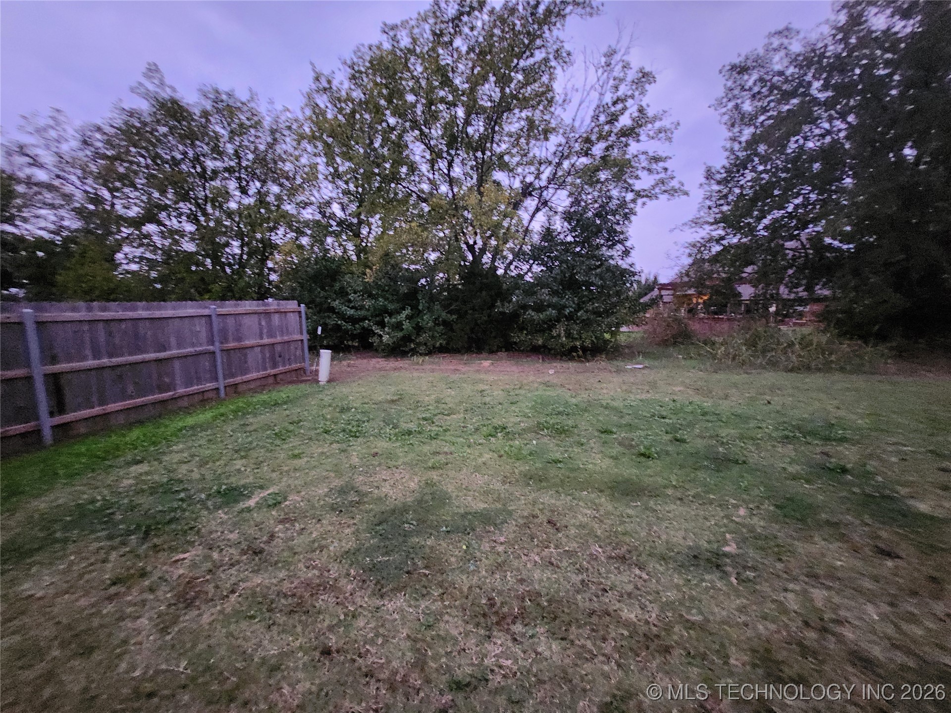 14306 N 73rd East Avenue Property Photo 3