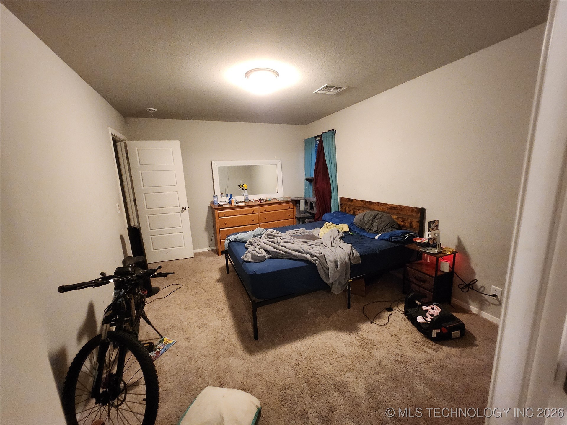 14306 N 73rd East Avenue Property Photo 6