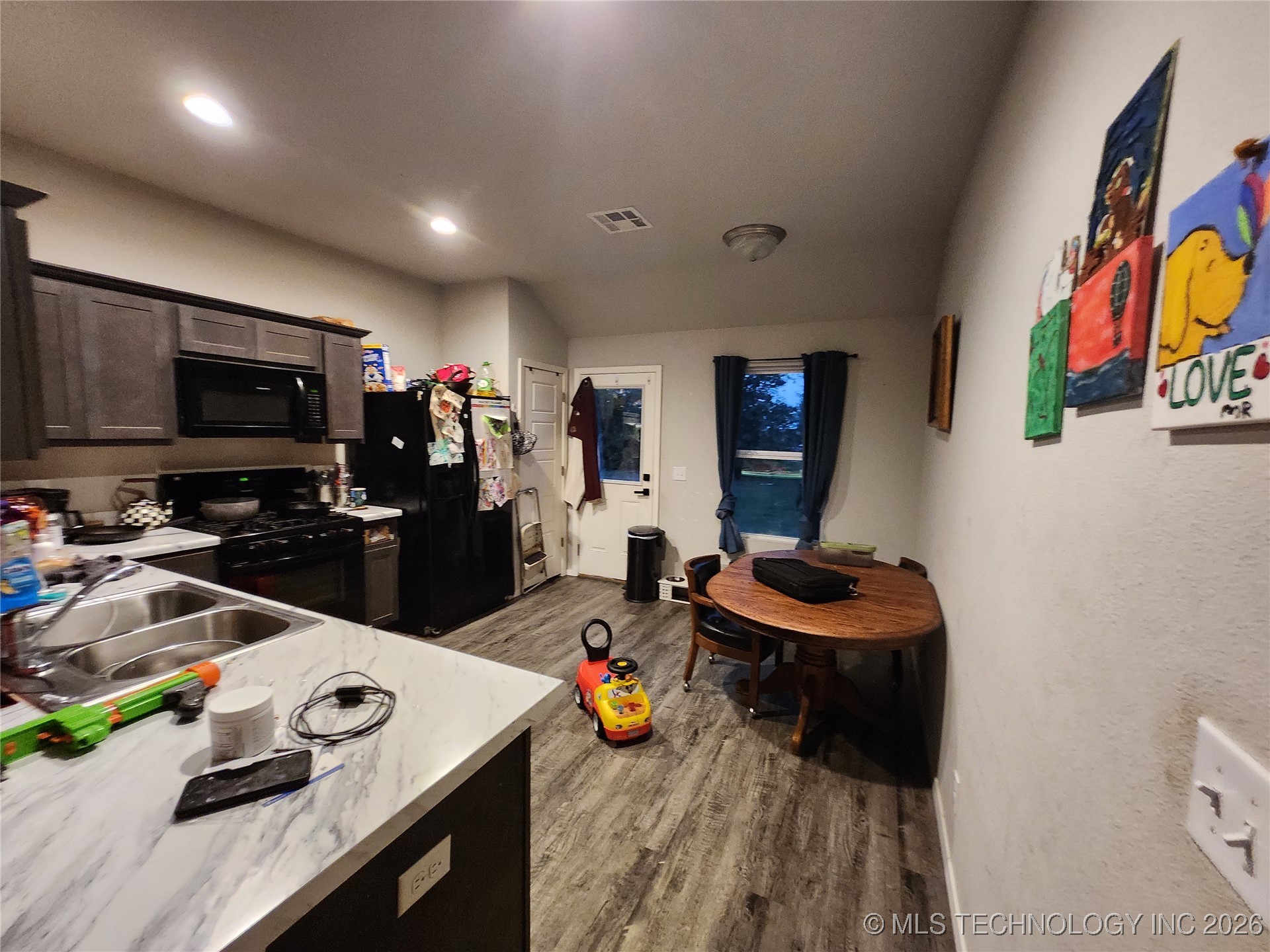 14306 N 73rd East Avenue Property Photo 38