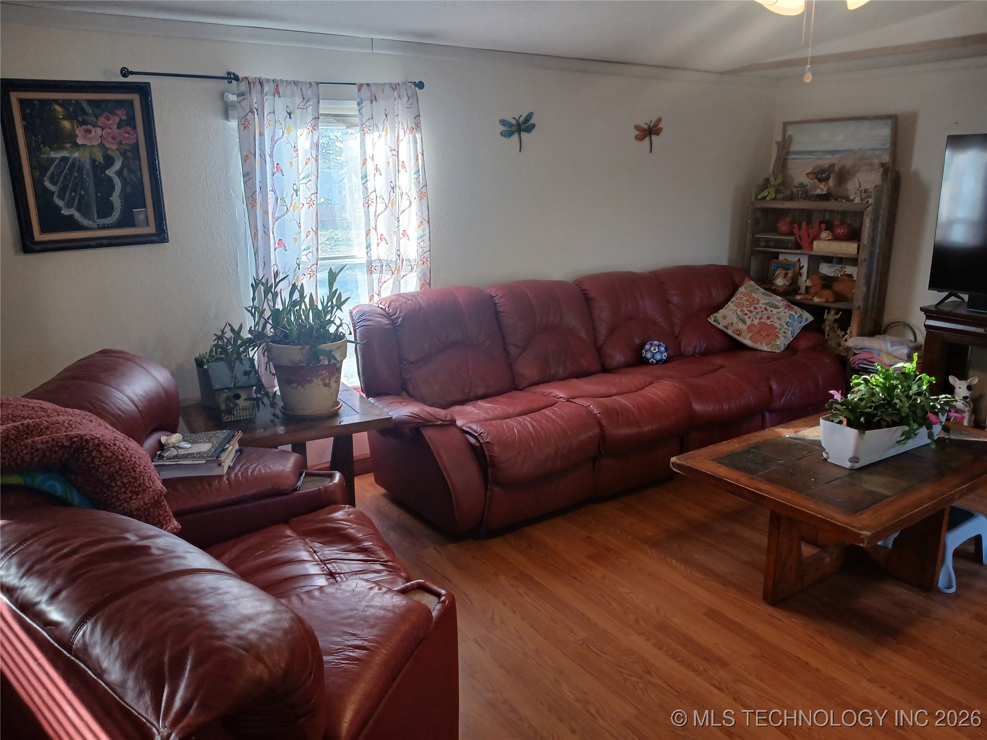 10360 N Sandridge Road Property Photo 7