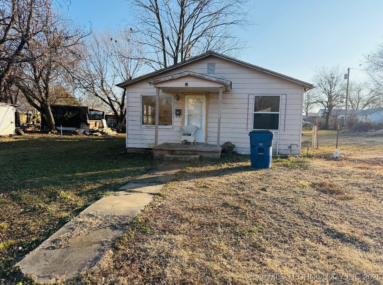 1224 E 13th Street Property Photo 1