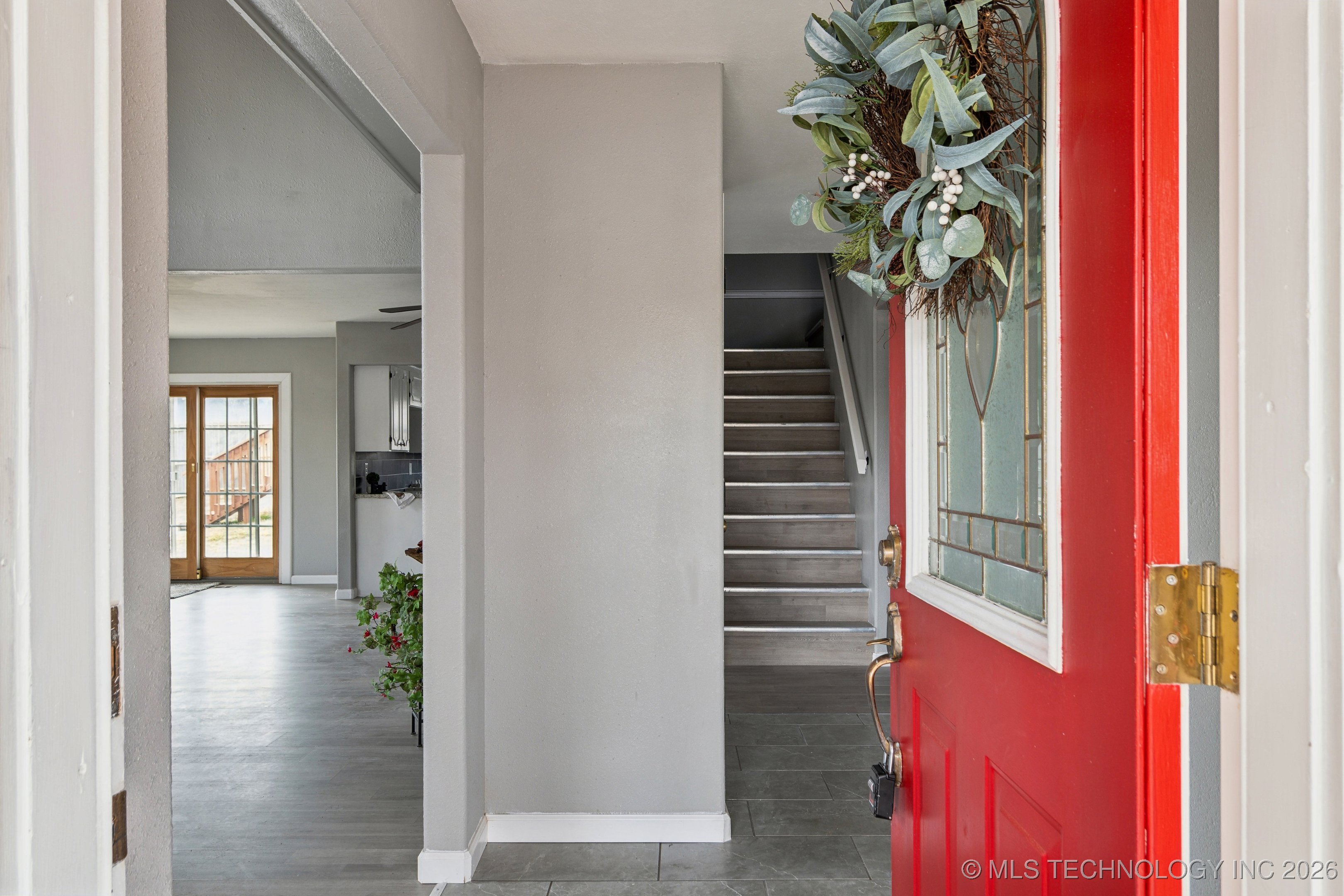 201 Sandy Circle Property Photo 4