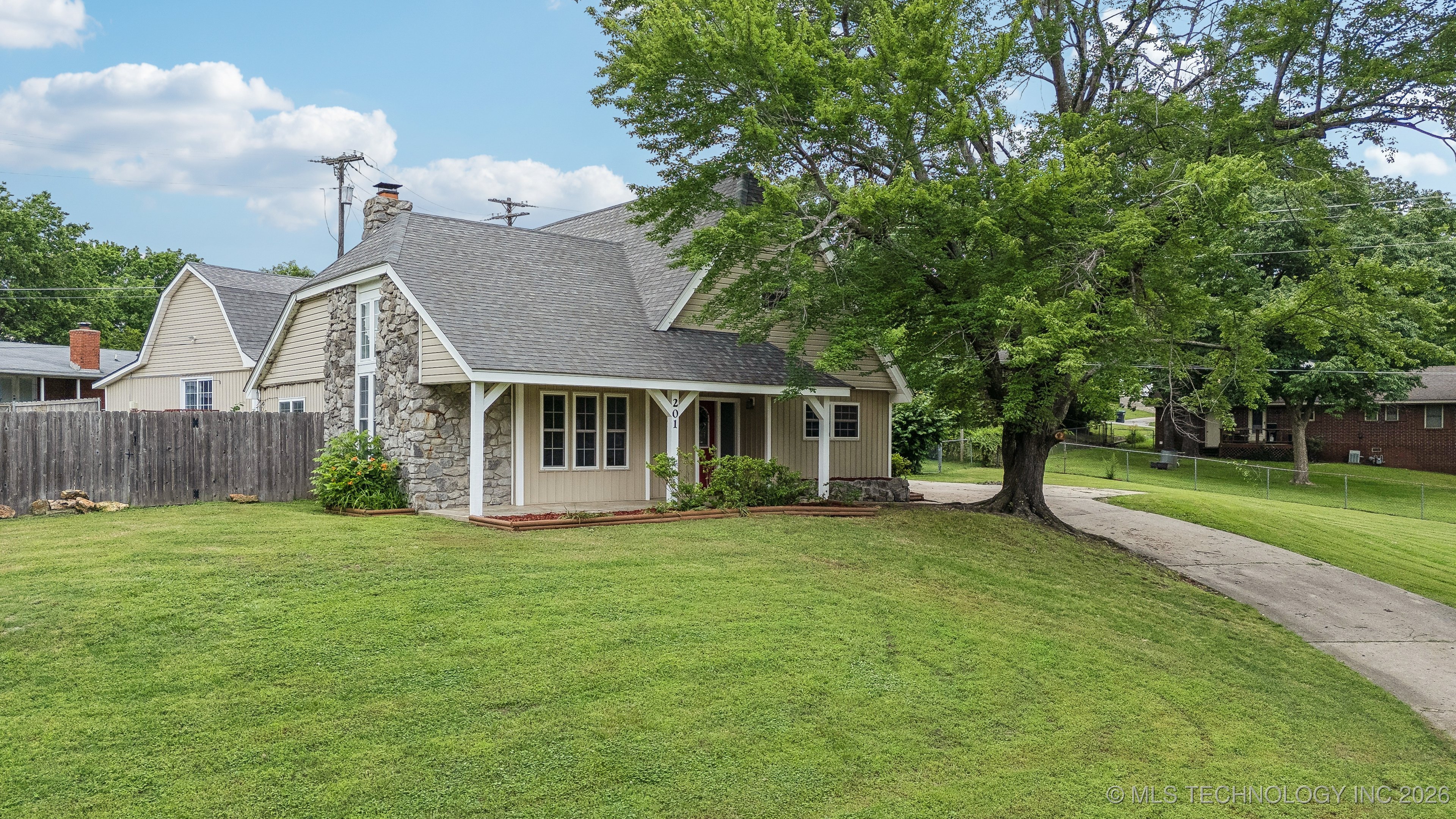 201 Sandy Circle Property Photo 42