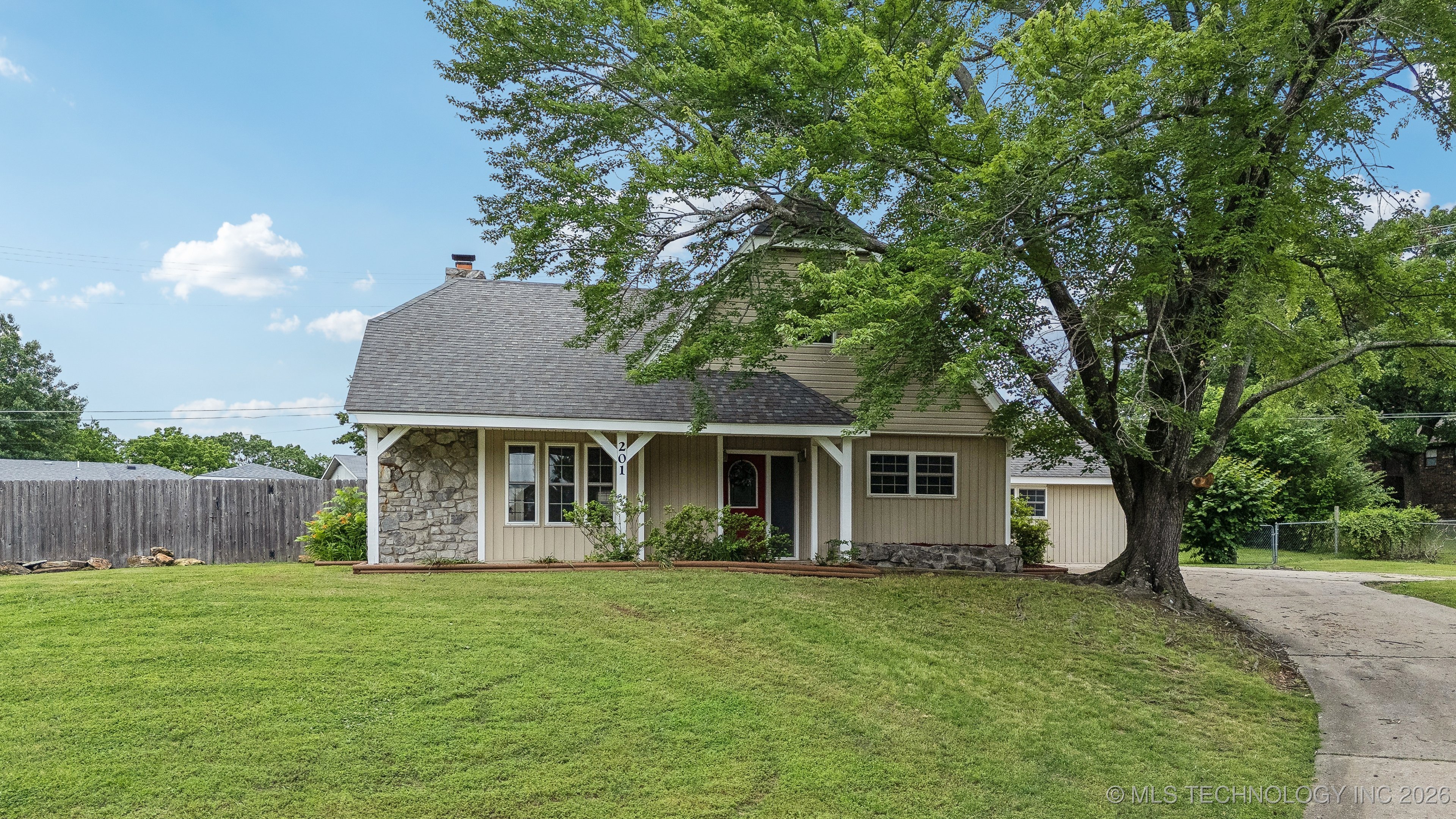 201 Sandy Circle Property Photo 43