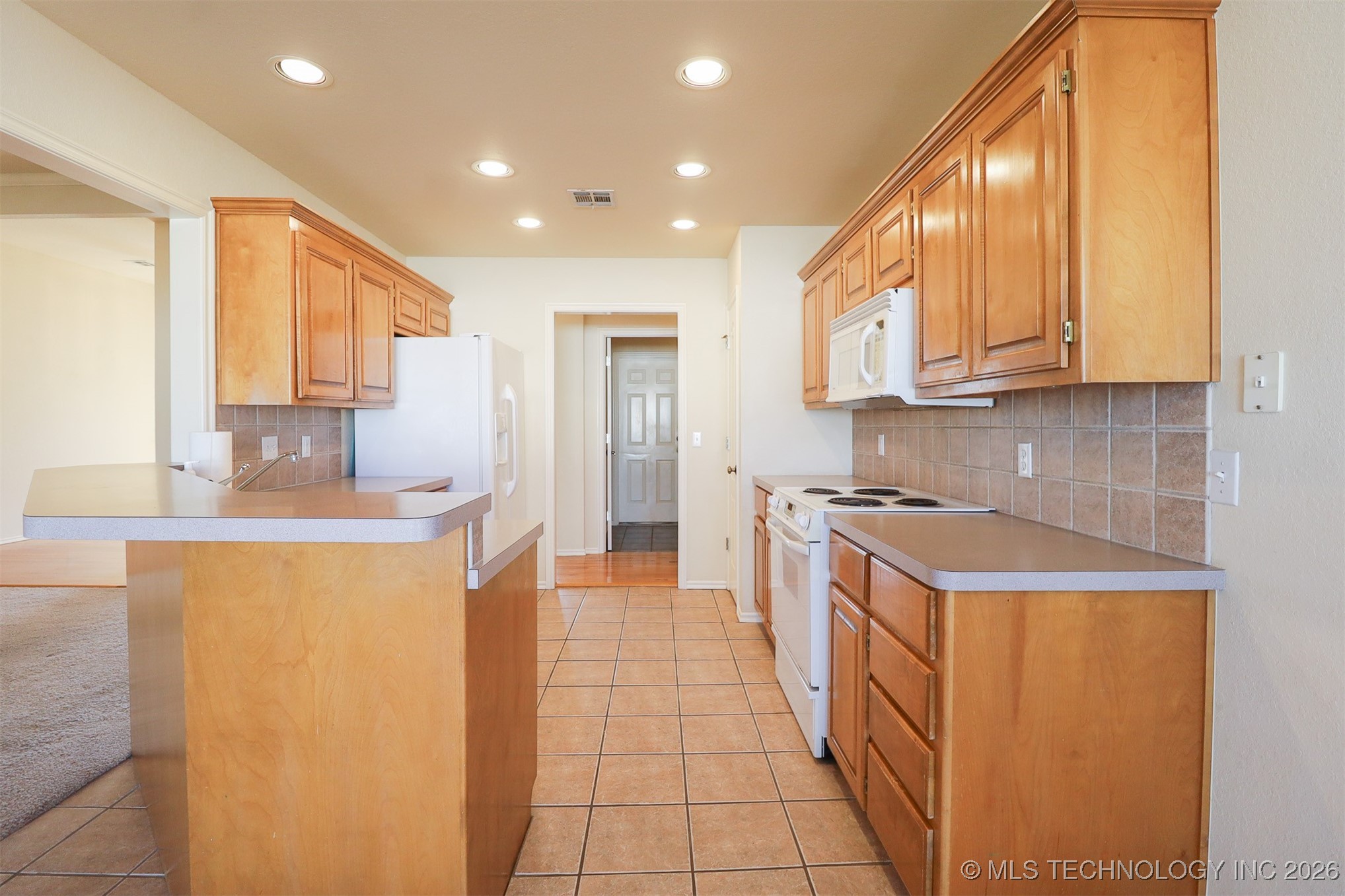 11003 E 95th Place North Property Photo 13