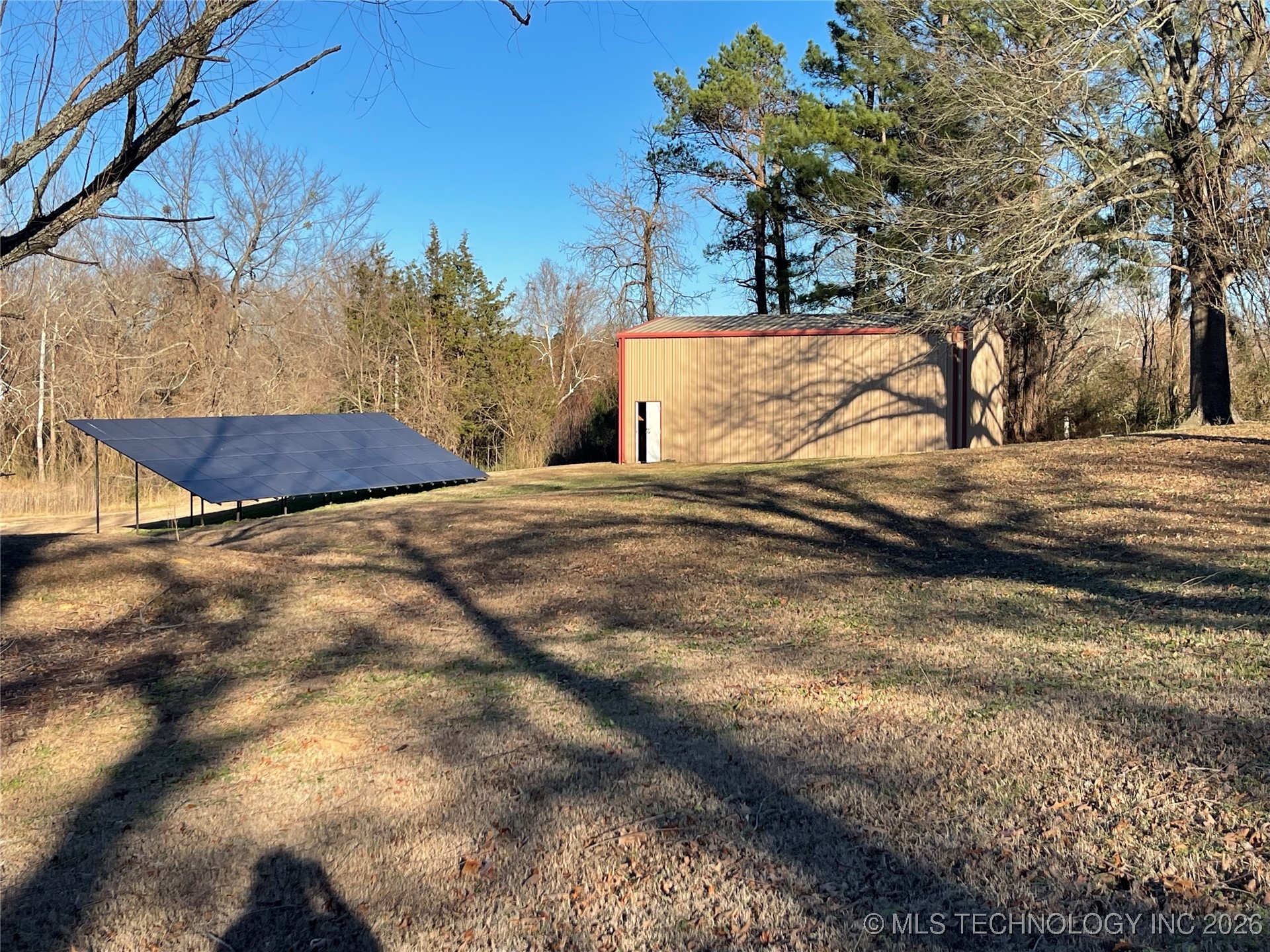 1207 N 4224 Road Property Photo 4