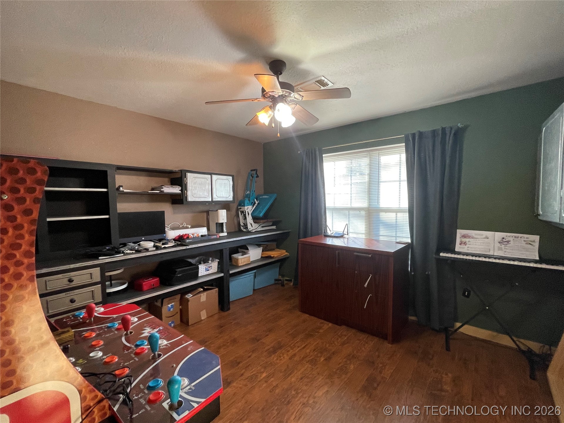 1207 N 4224 Road Property Photo 23